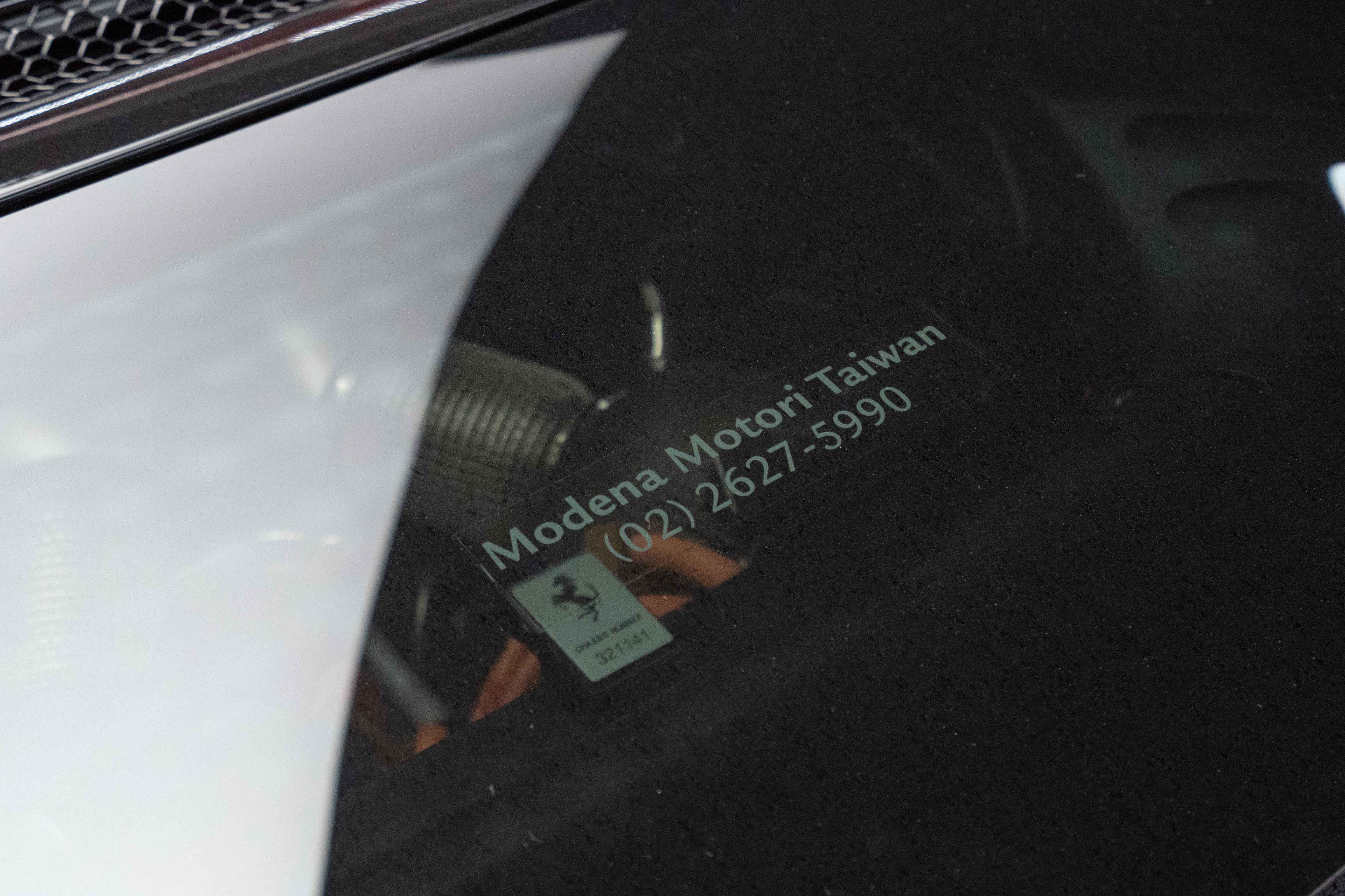 2025 Ferrari 2023款 3.0 V6 PHEV