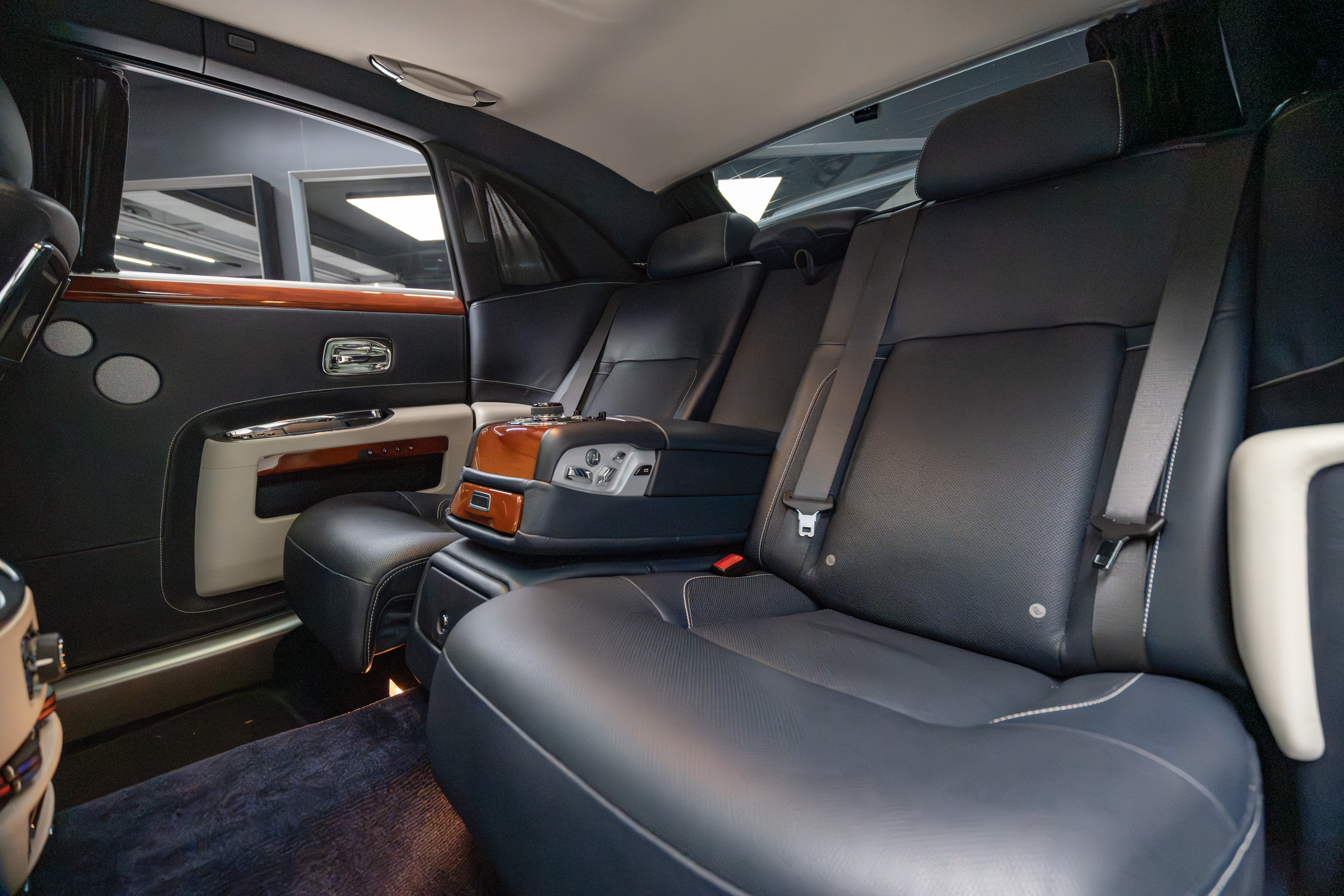 2014 Rolls-Royce Phantom EWB
