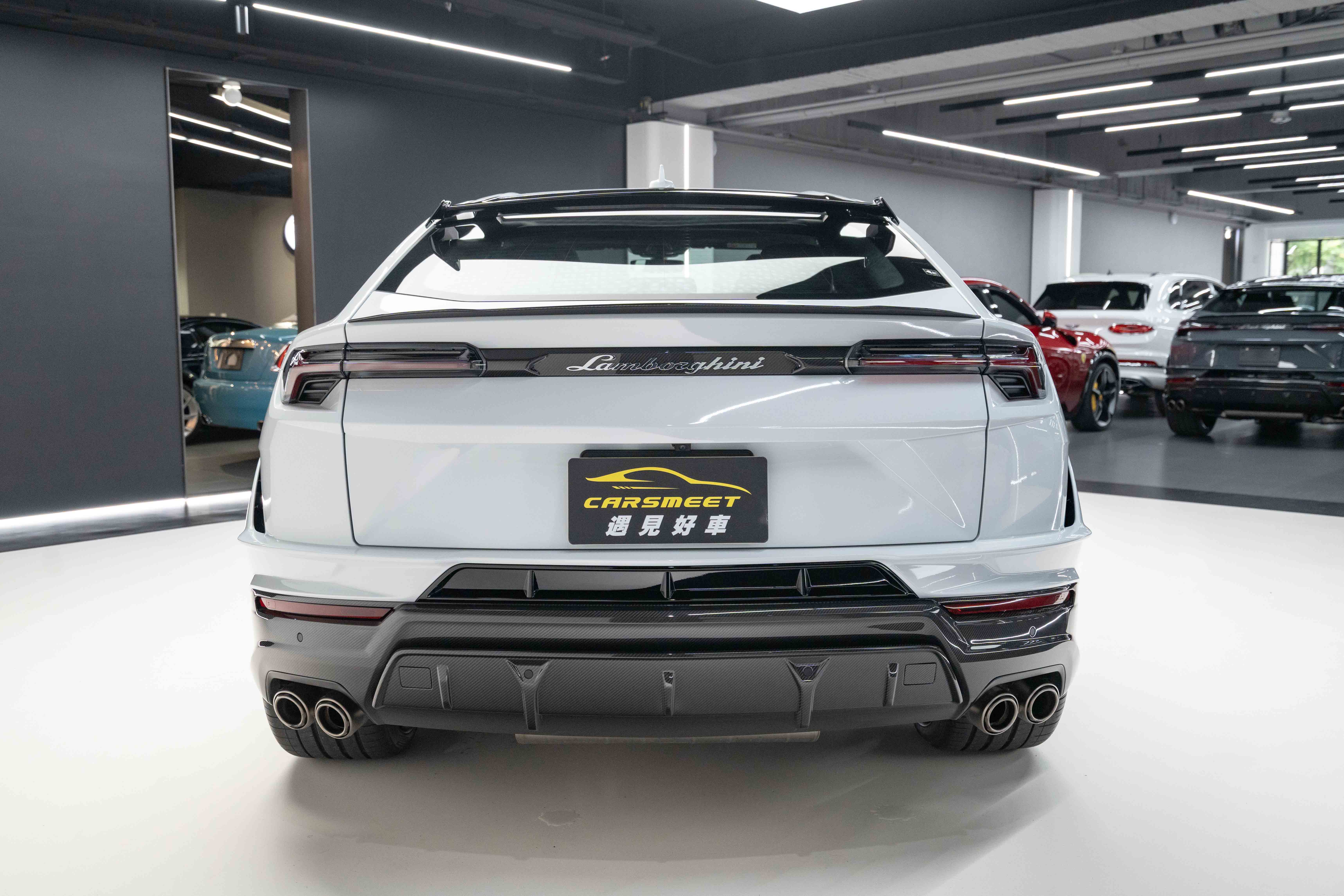 2024 Lamborghini Urus Performante