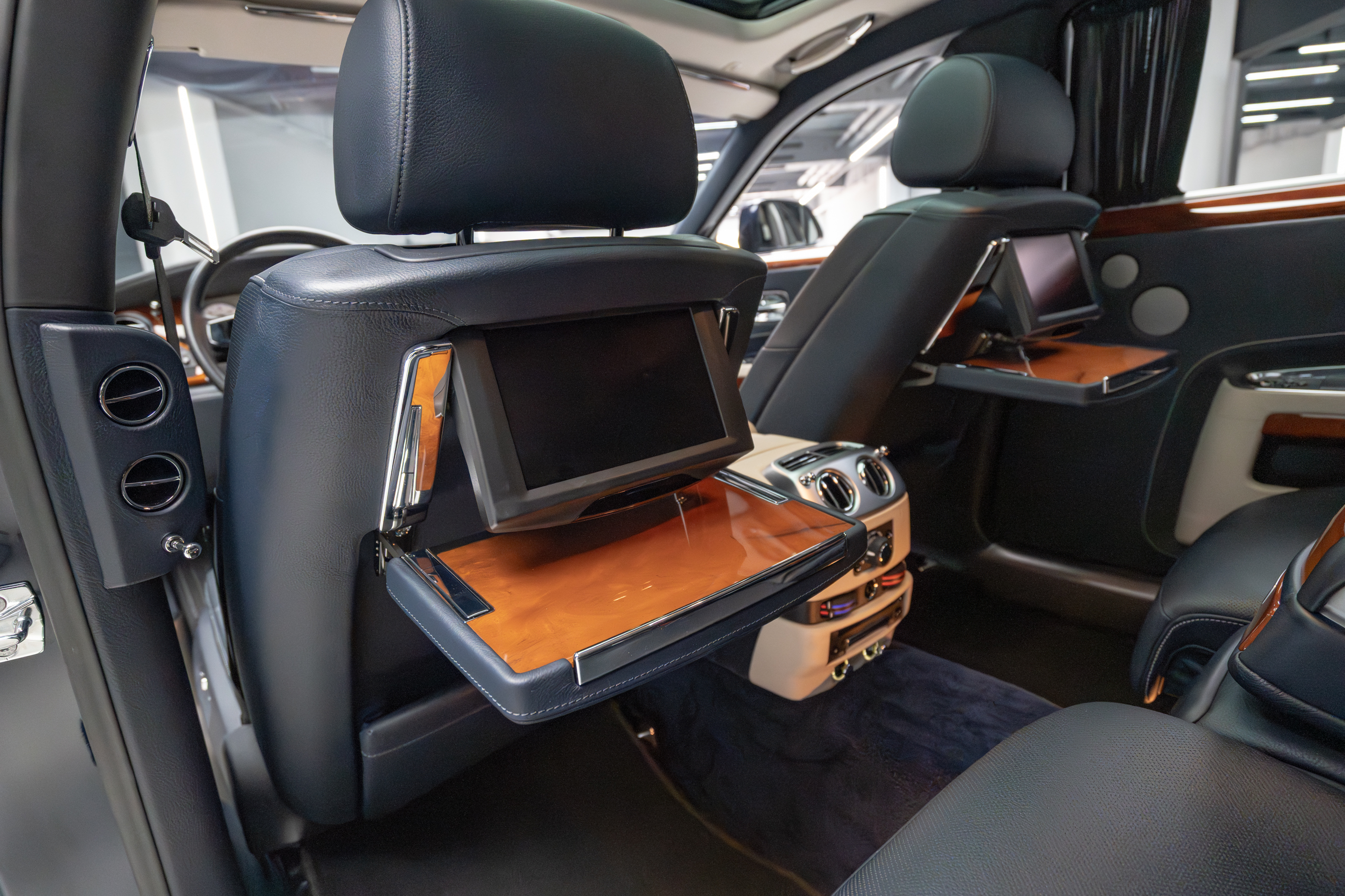 2014 Rolls-Royce Phantom EWB