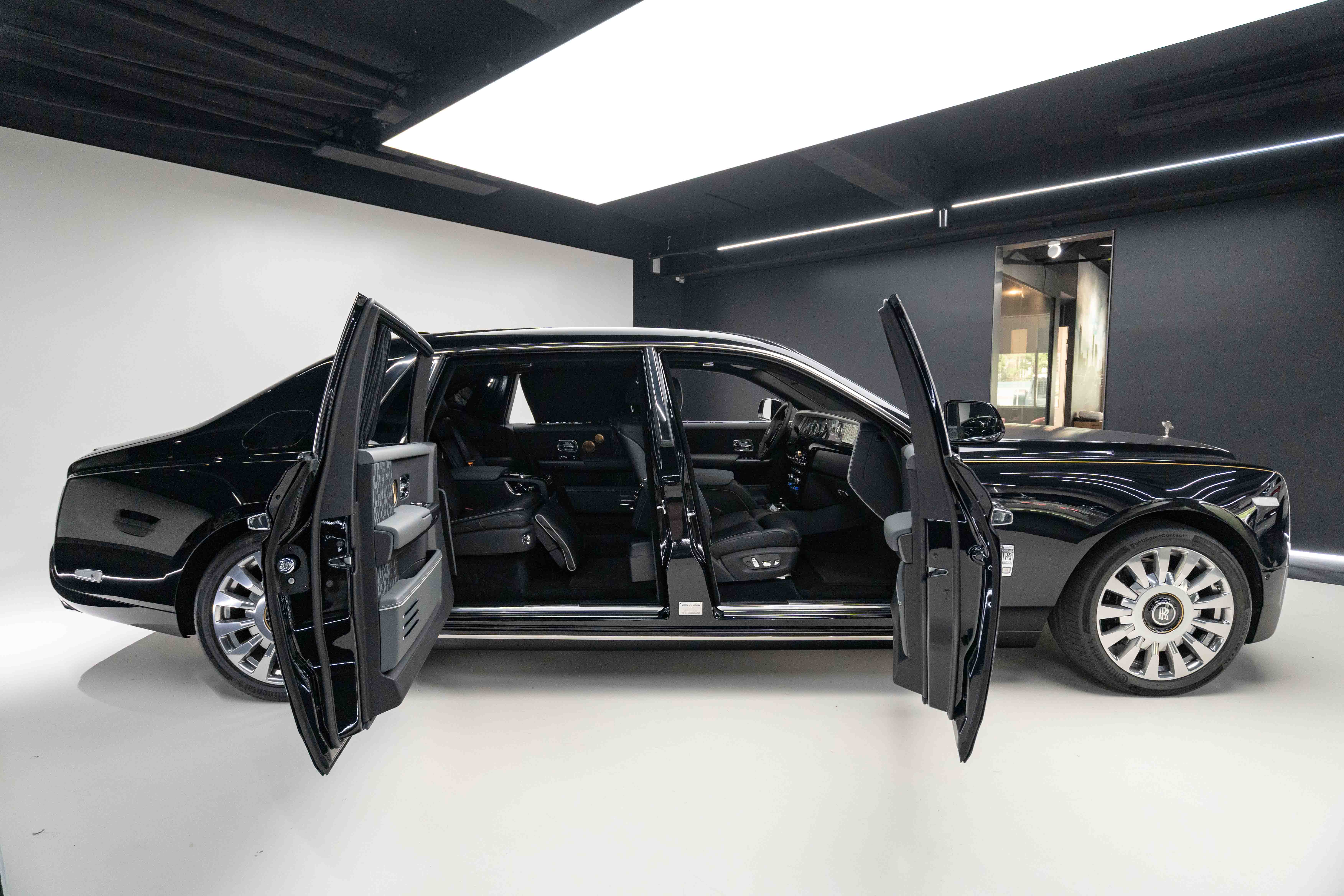 2019 Rolls-Royce PHANTOM Tranquillity