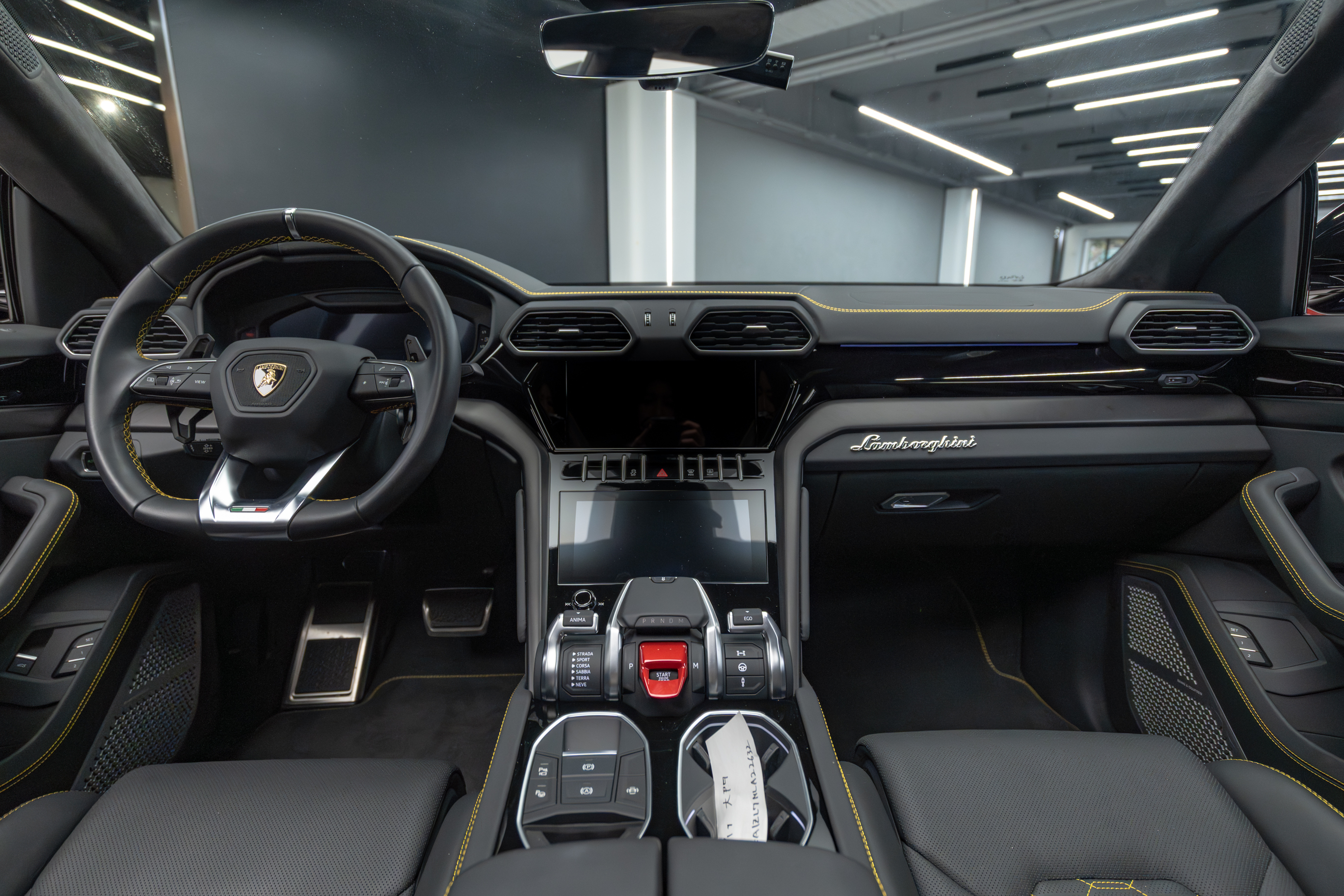 2022 Lamborghini URUS
