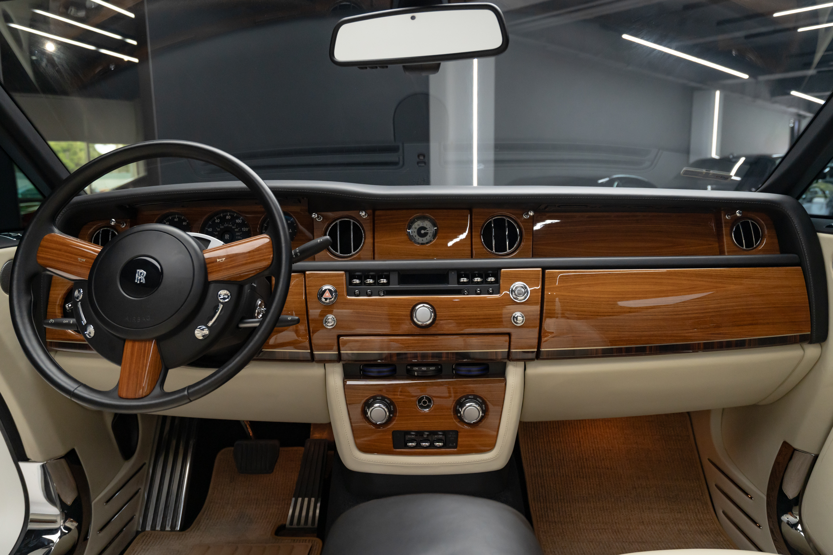 2010 Rolls-Royce Phantom Drophead