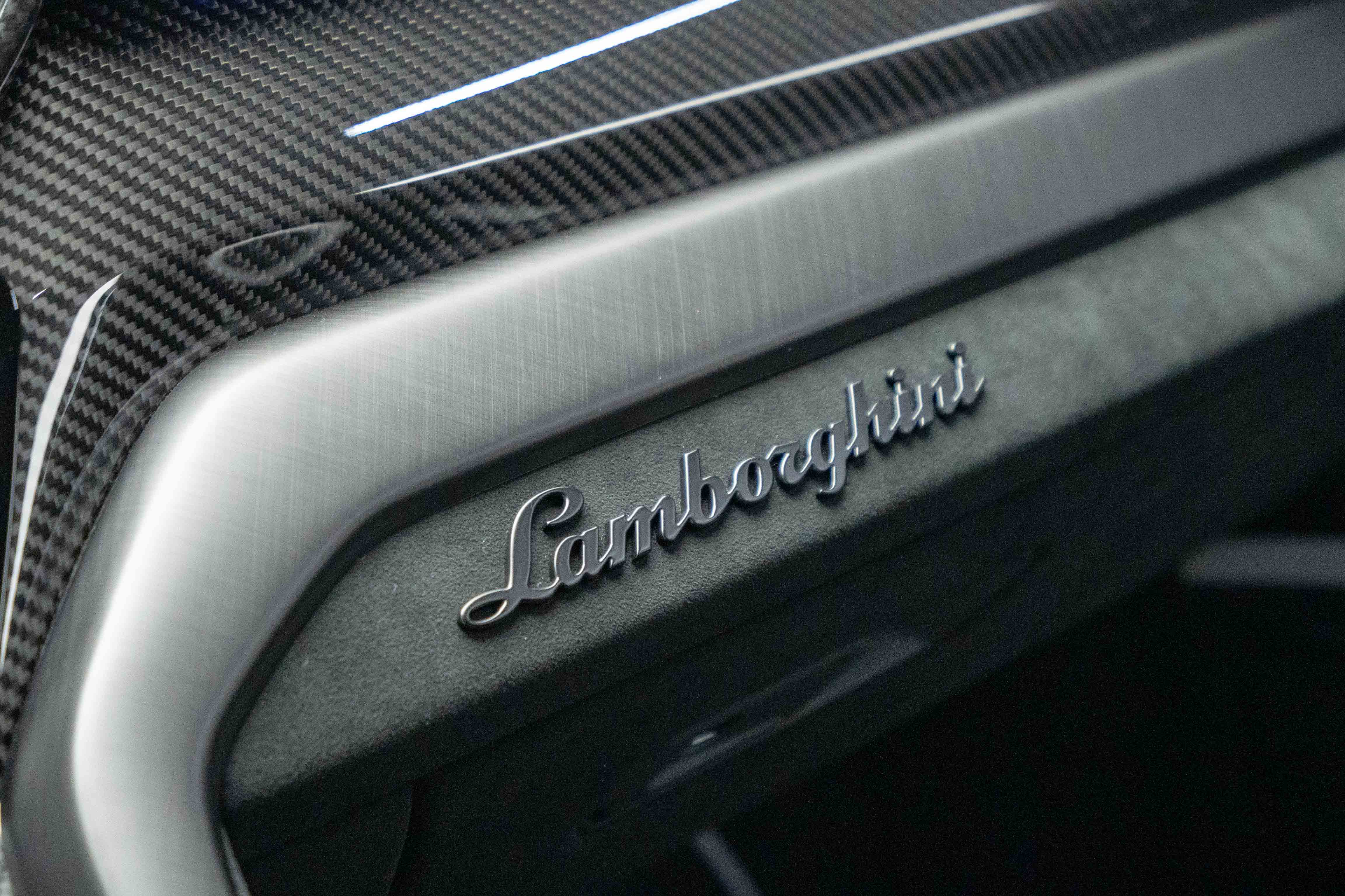 2023 Lamborghini Urus Performante（四座）