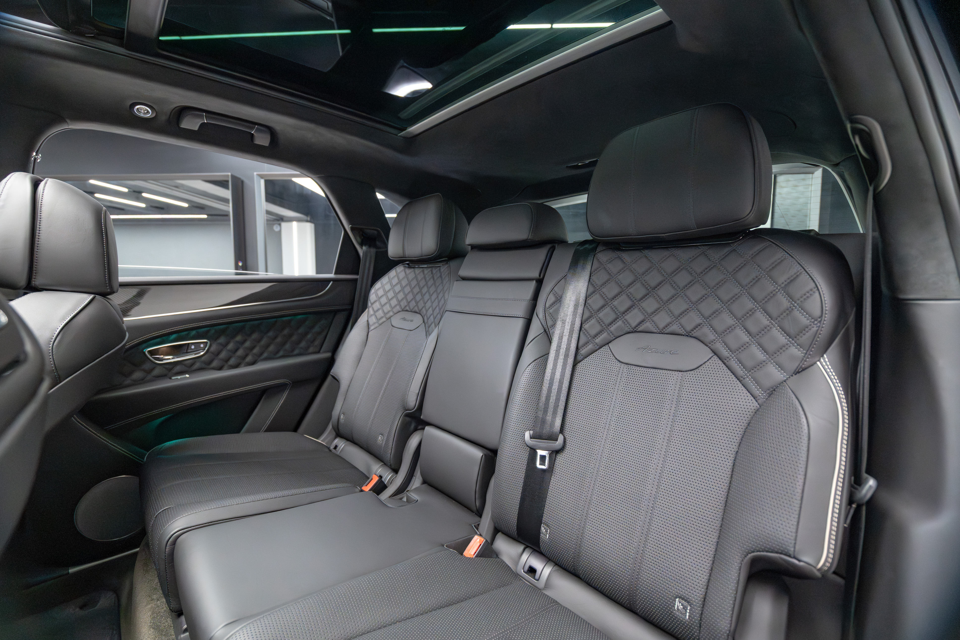 2023 Bentley BENTAYGA Azure