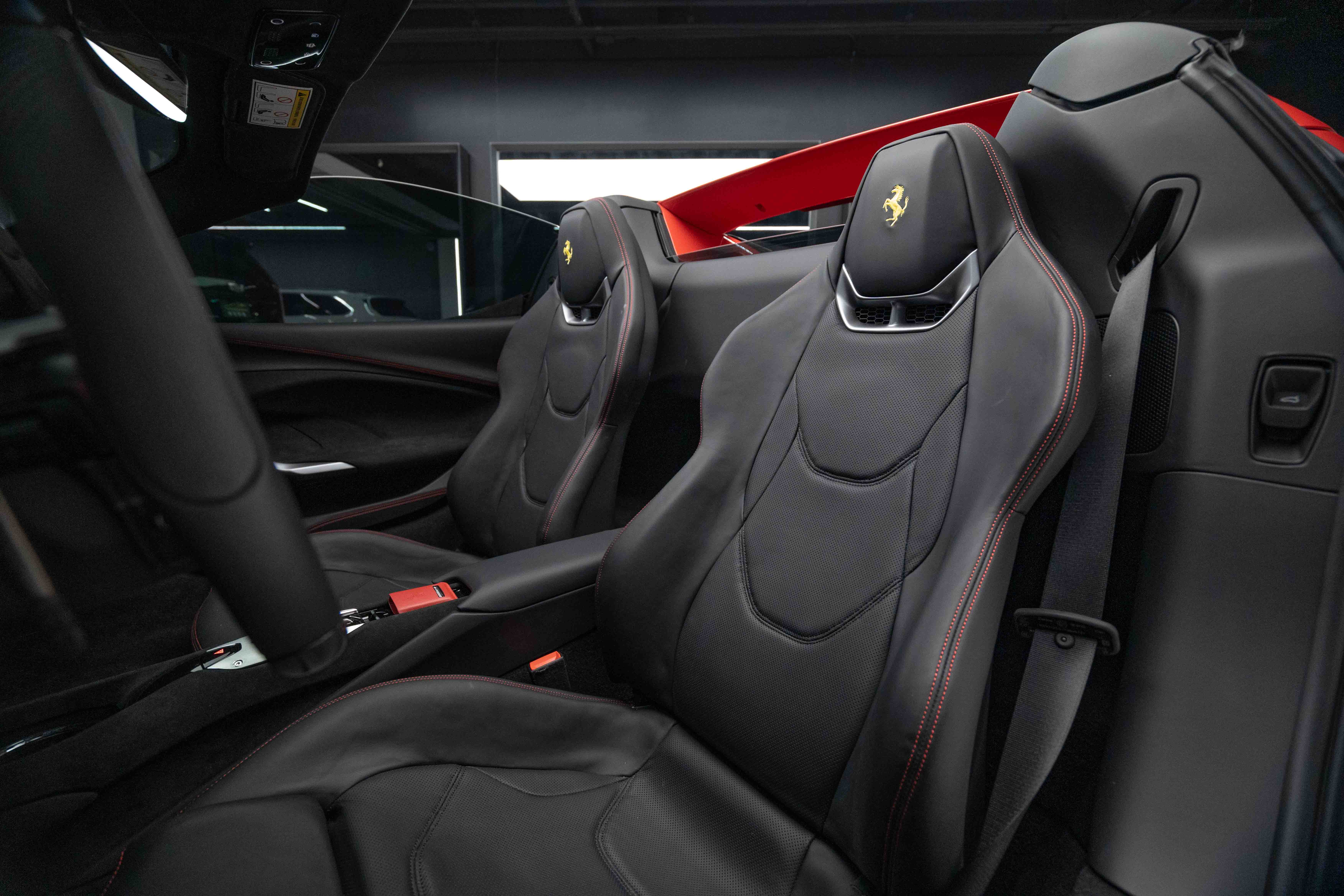 2025 Ferrari 2023款 3.0 V6 PHEV