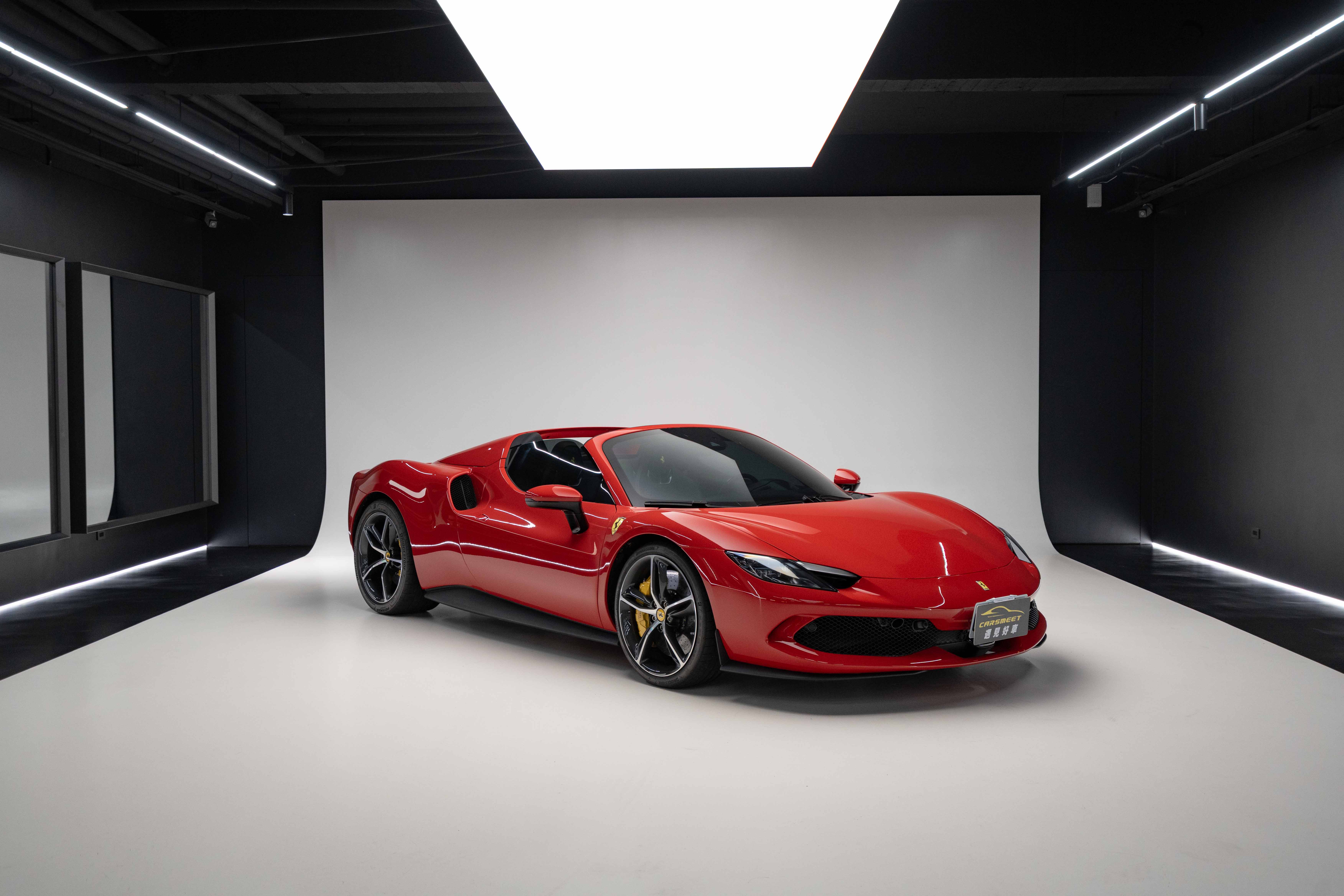 2025 Ferrari 2023款 3.0 V6 PHEV