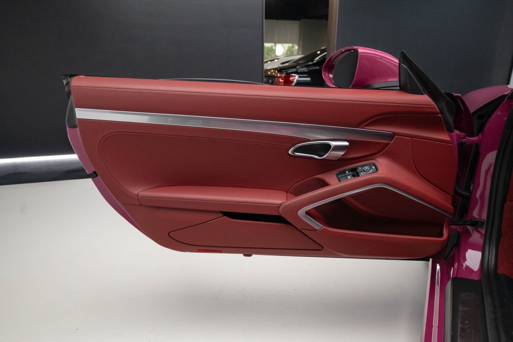 2024 Porsche 718 Cayman