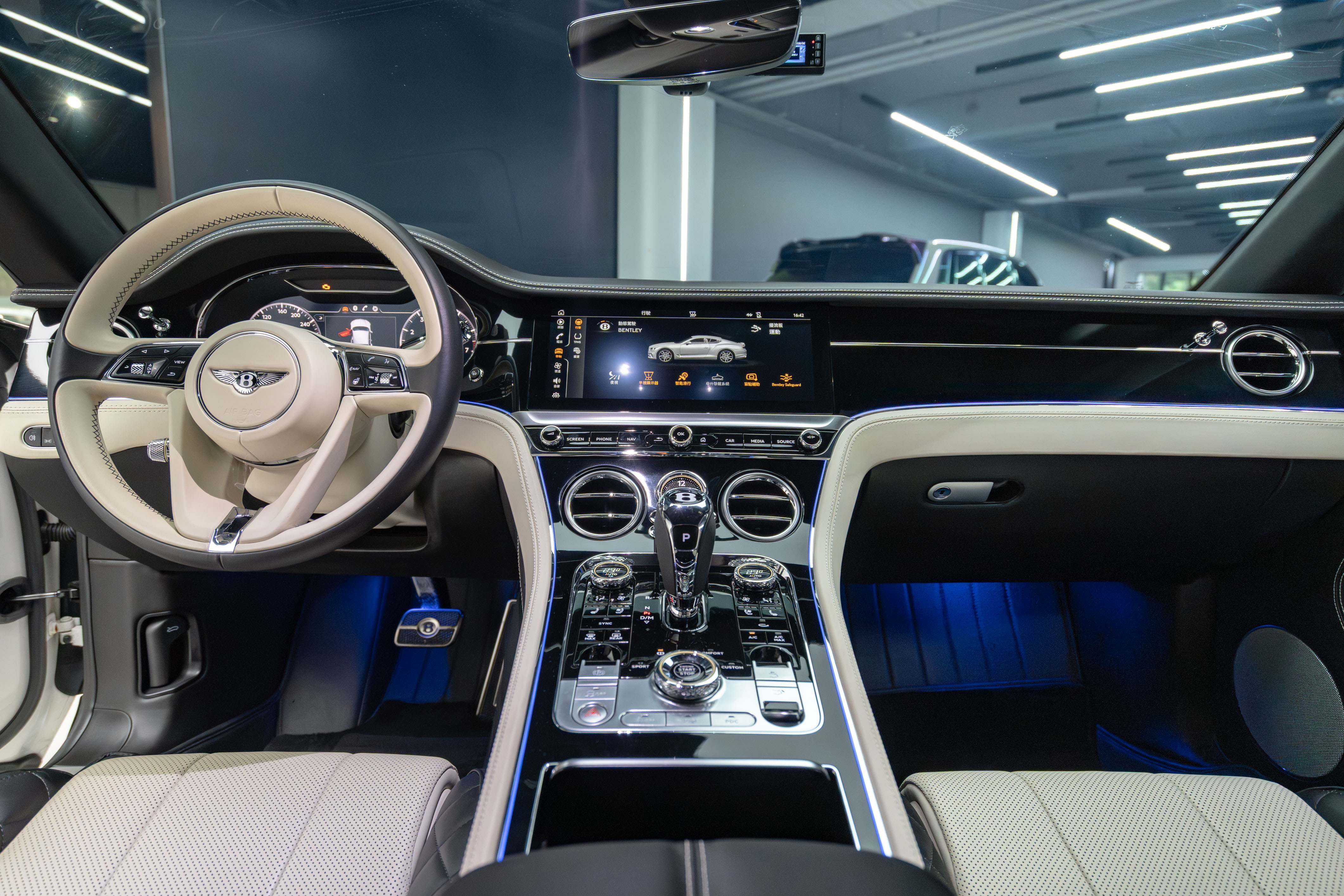 2020 Bentley GT V8