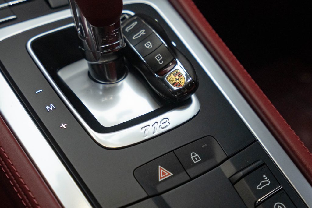 2024 Porsche 718 Cayman