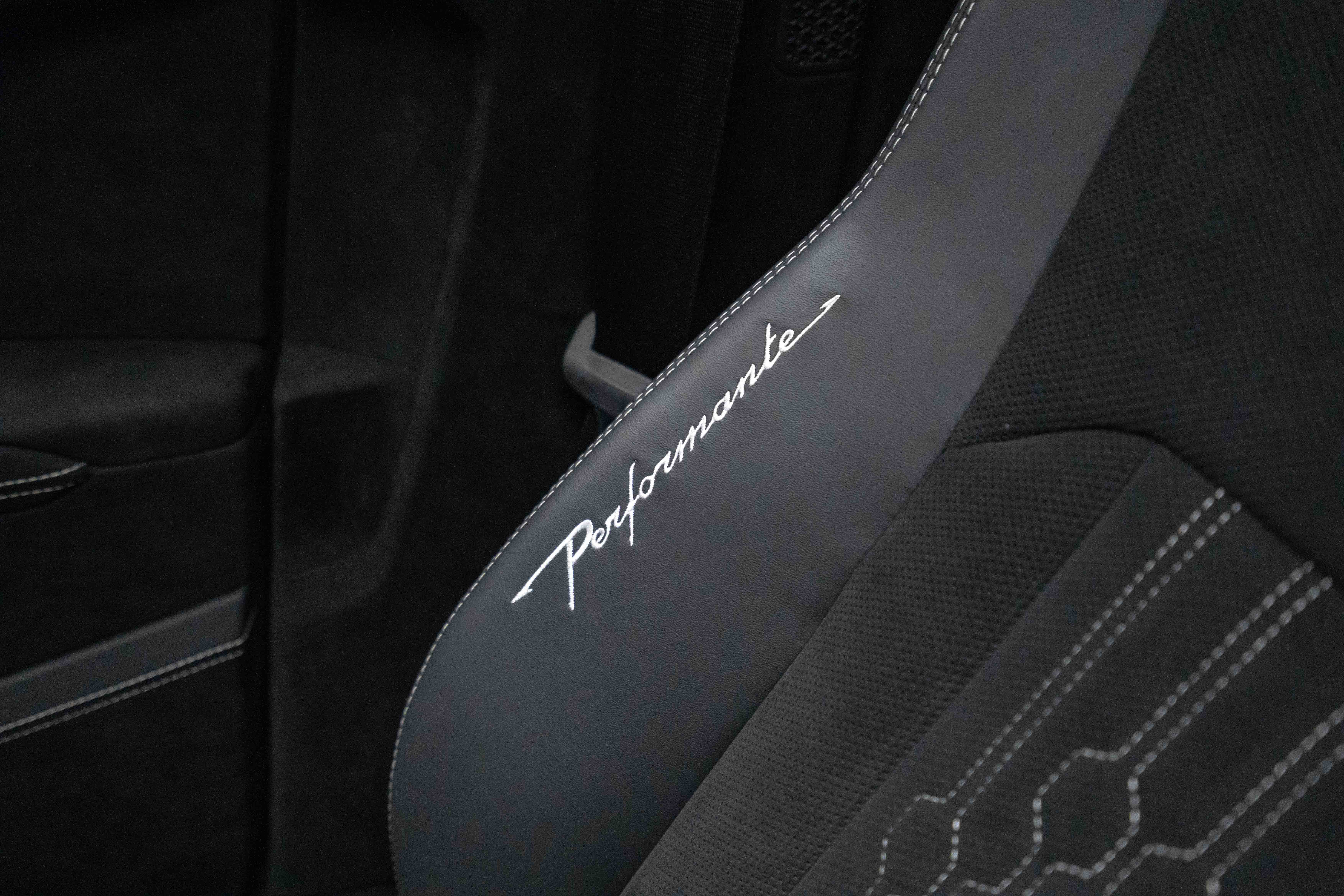 2023 Lamborghini 2023款 Performante