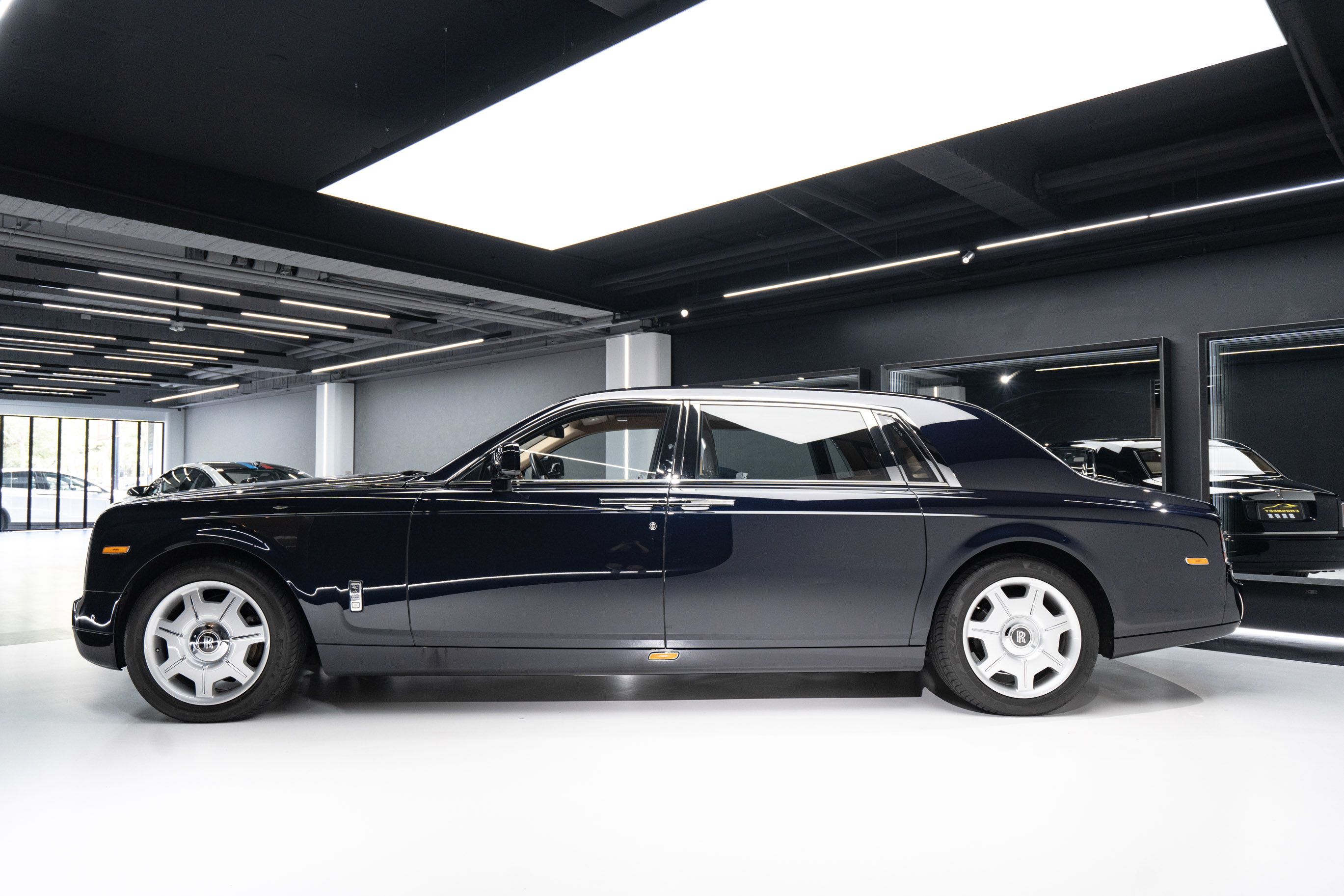 2014 Rolls-Royce Phantom EWB