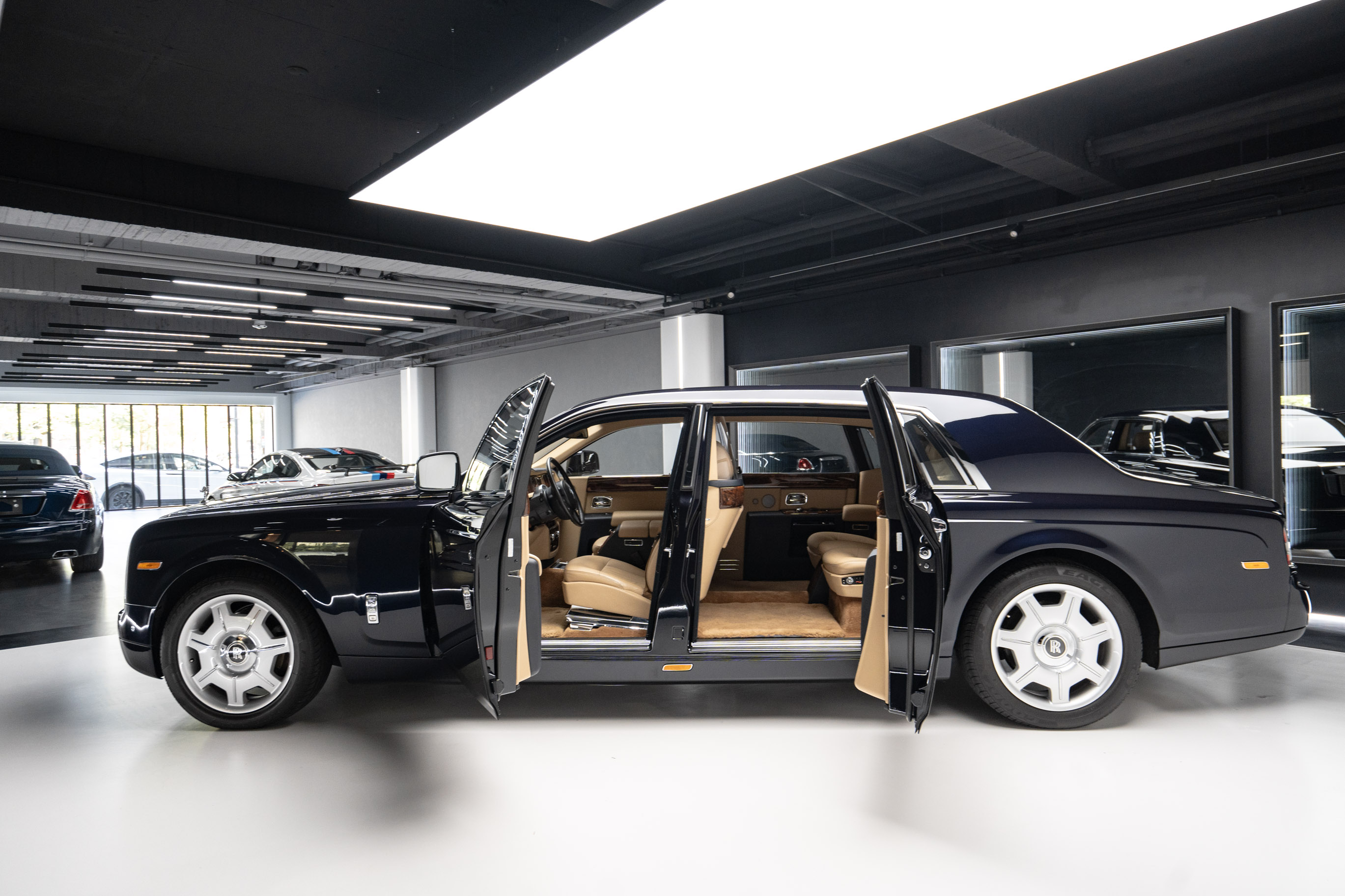 2014 Rolls-Royce Phantom EWB