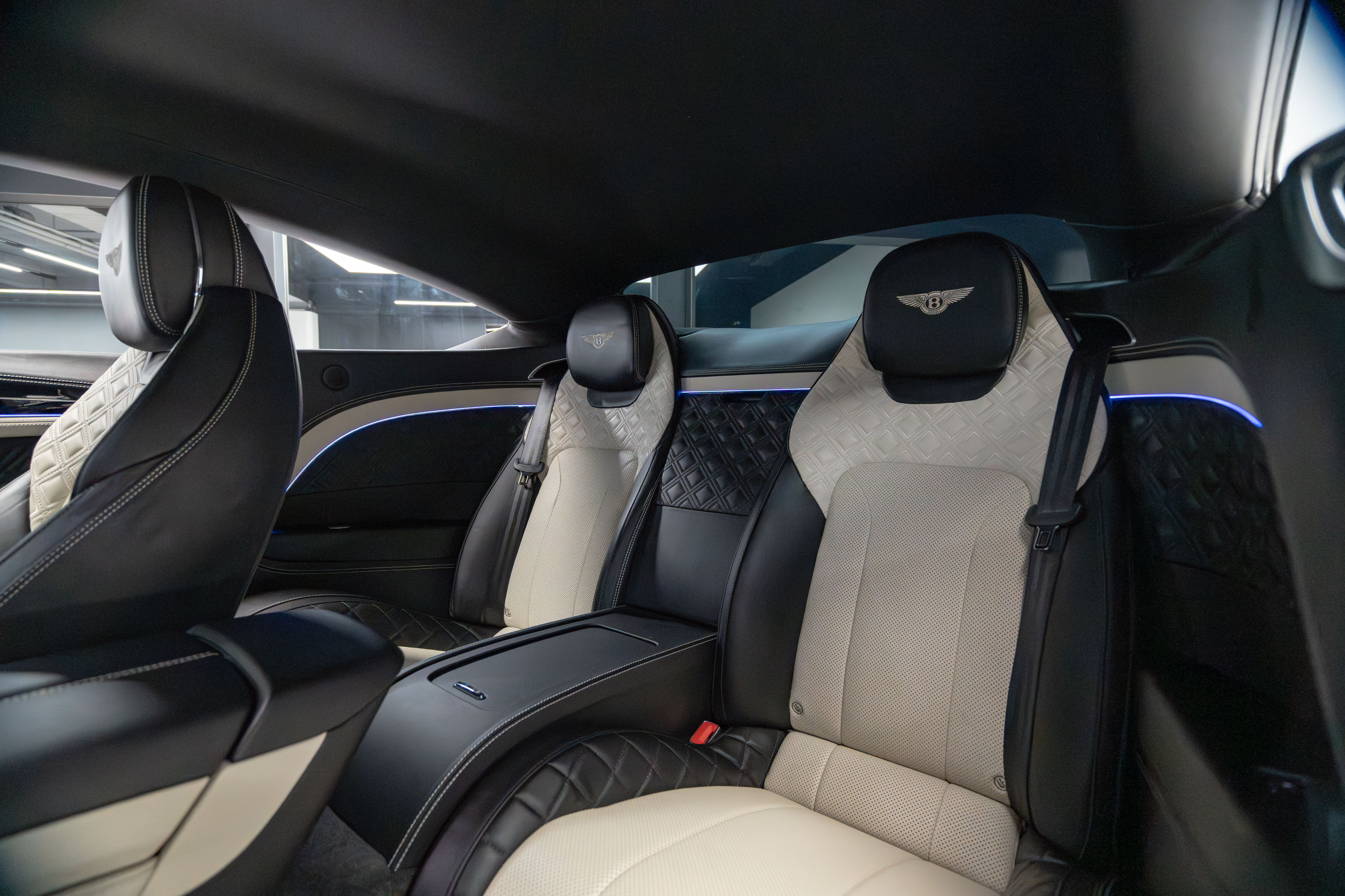 2020 Bentley GT V8