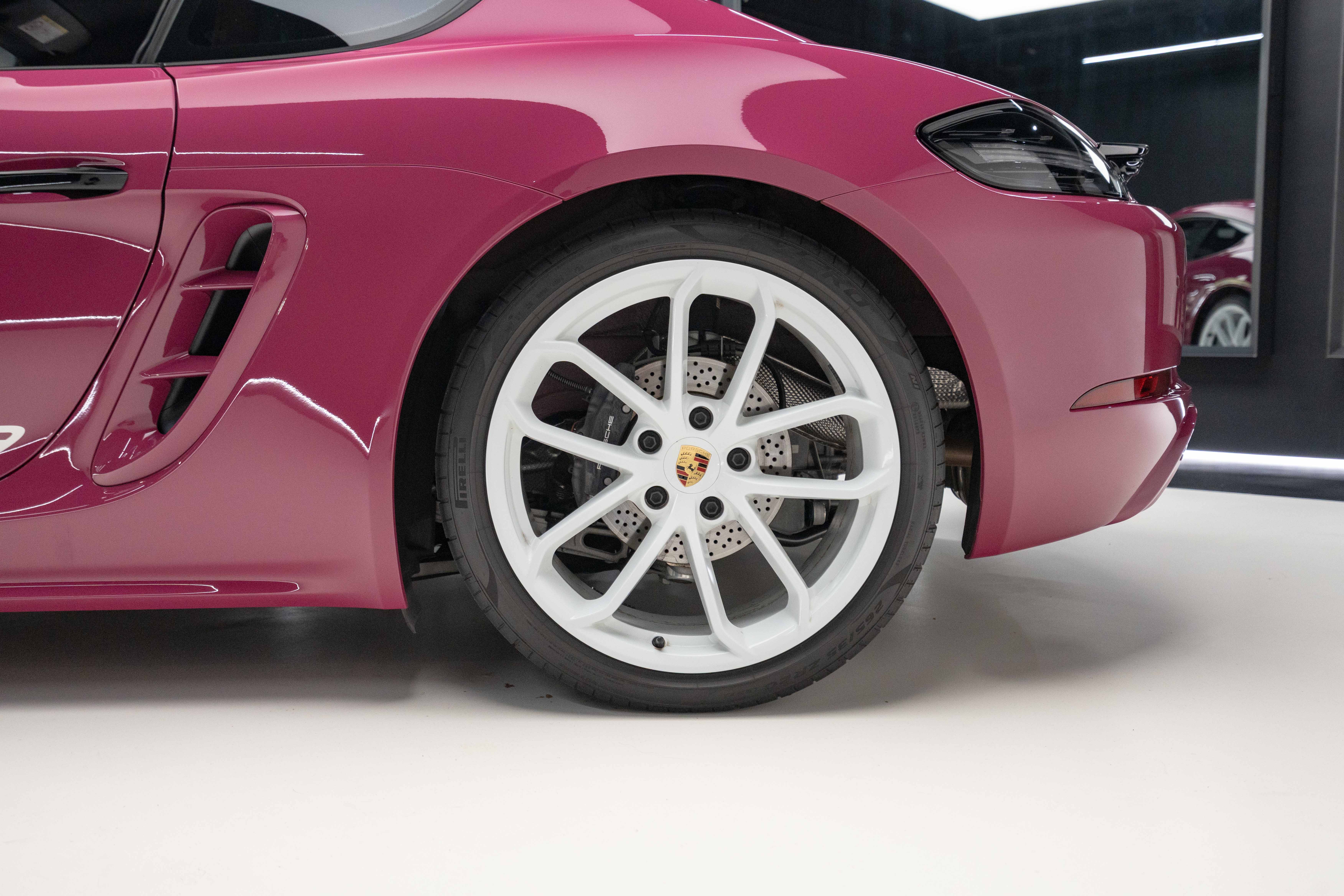 2024 Porsche 718 Cayman