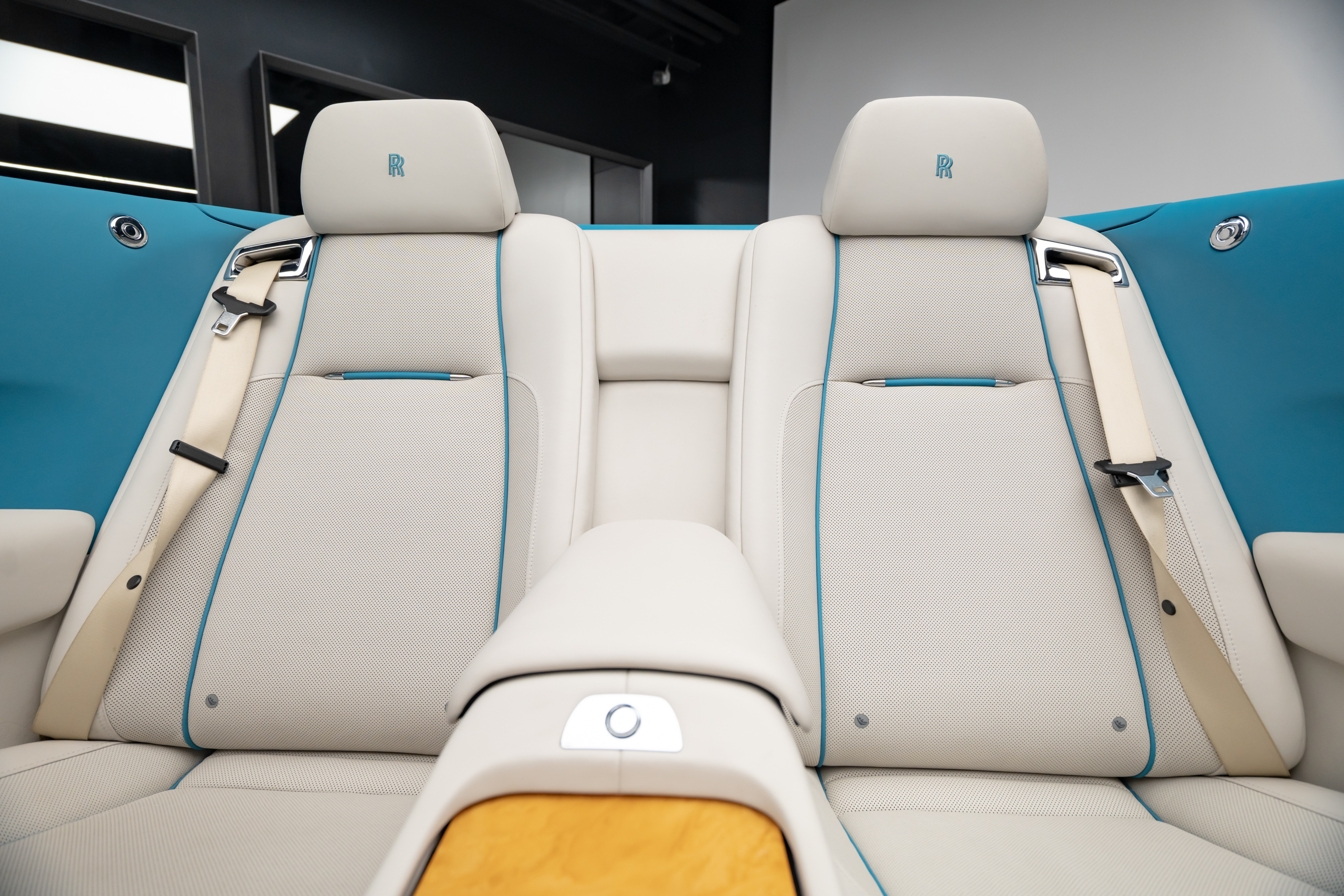 2017 Rolls-Royce Dawn