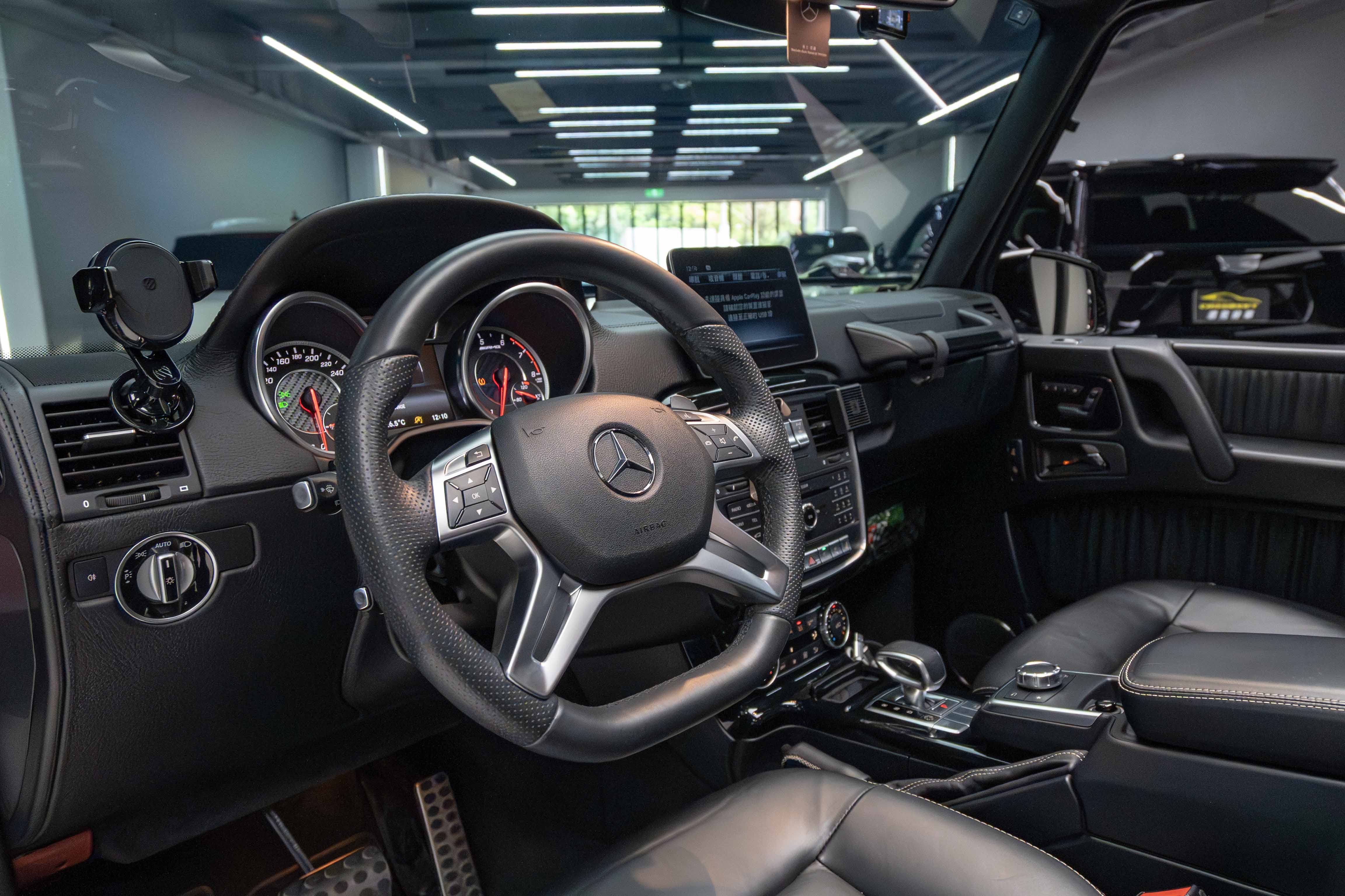 Mercedes-Benz G63