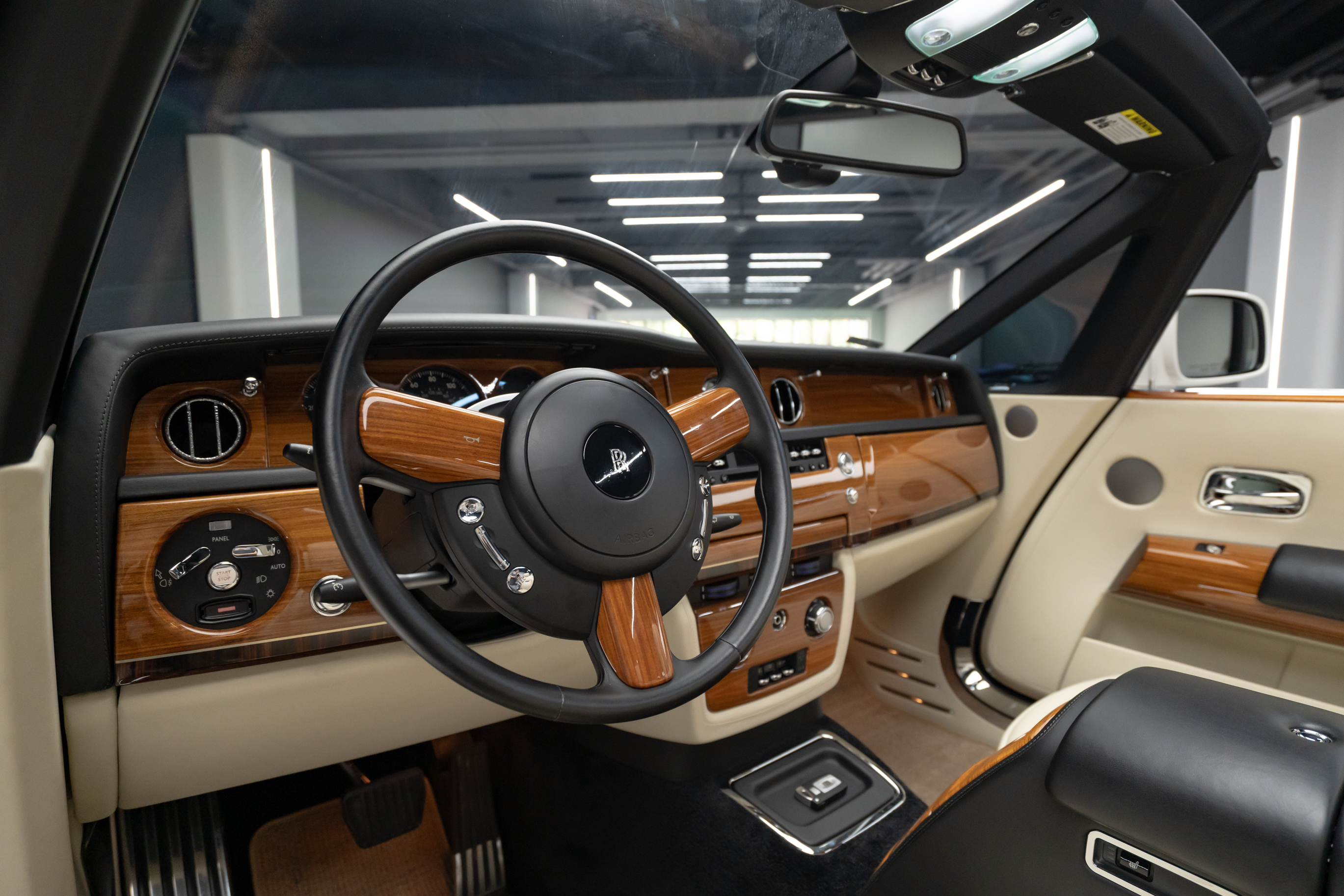 2010 Rolls-Royce Phantom Drophead