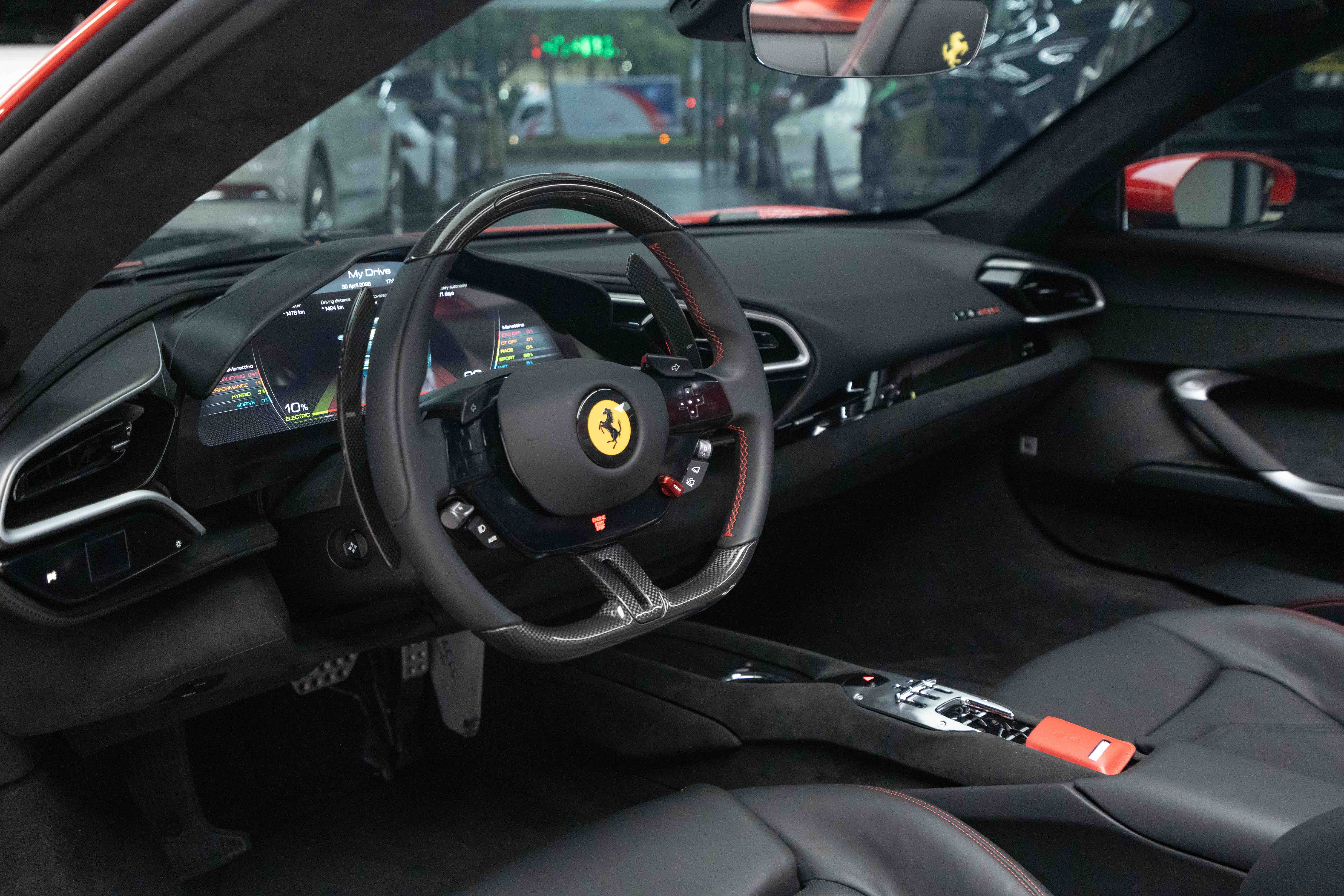 2025 Ferrari 2023款 3.0 V6 PHEV