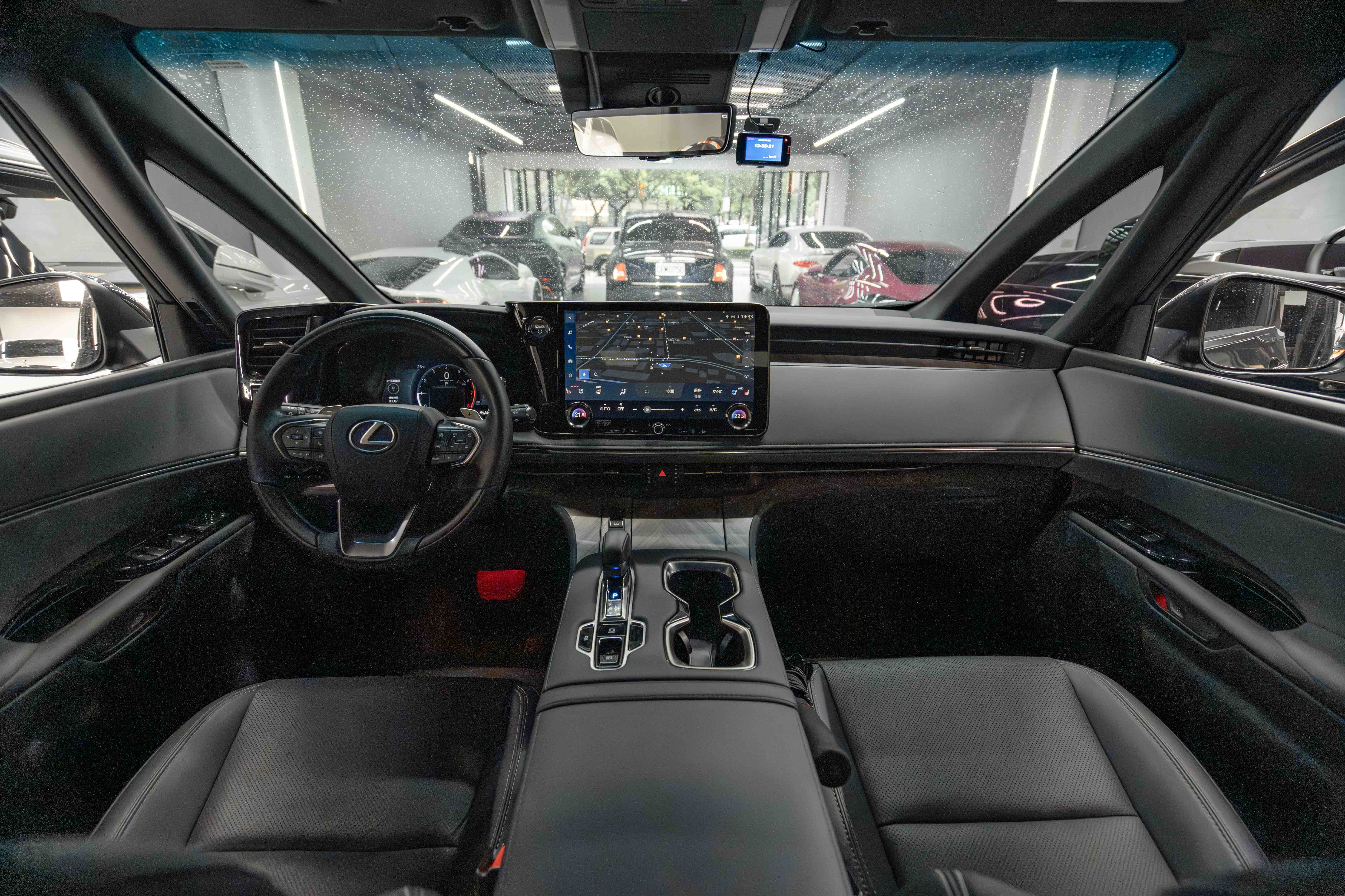 2025 Lexus 2025 500H 4人座
