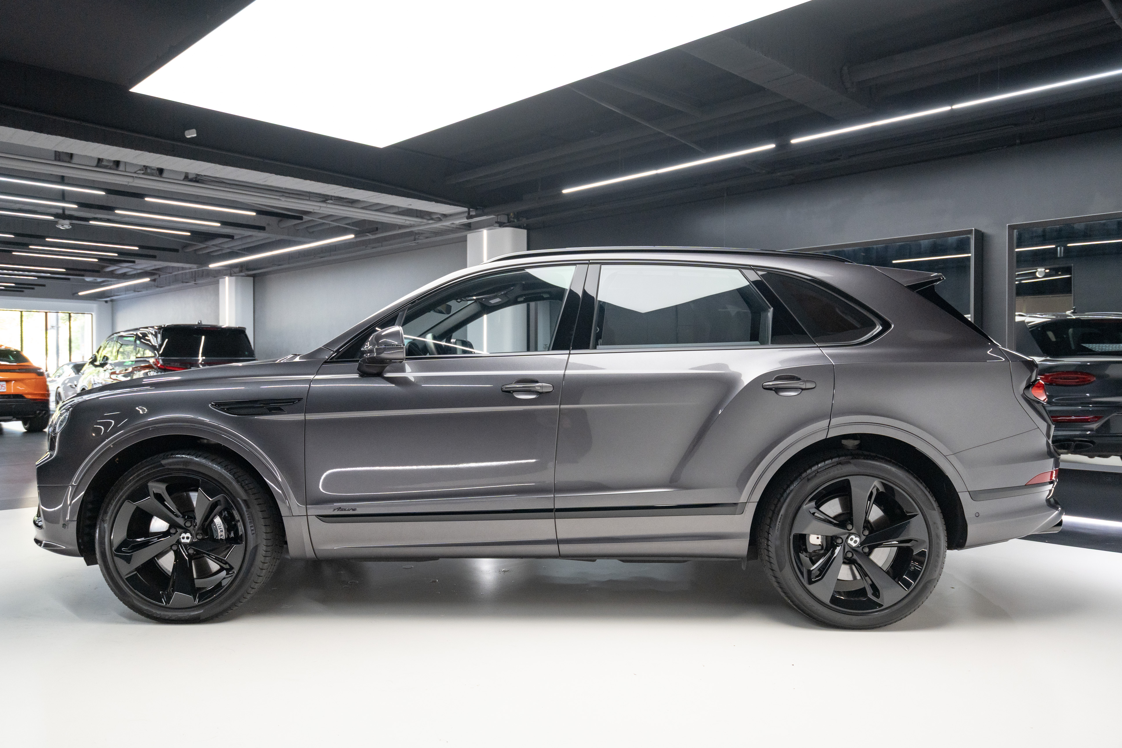 2023 Bentley BENTAYGA Azure
