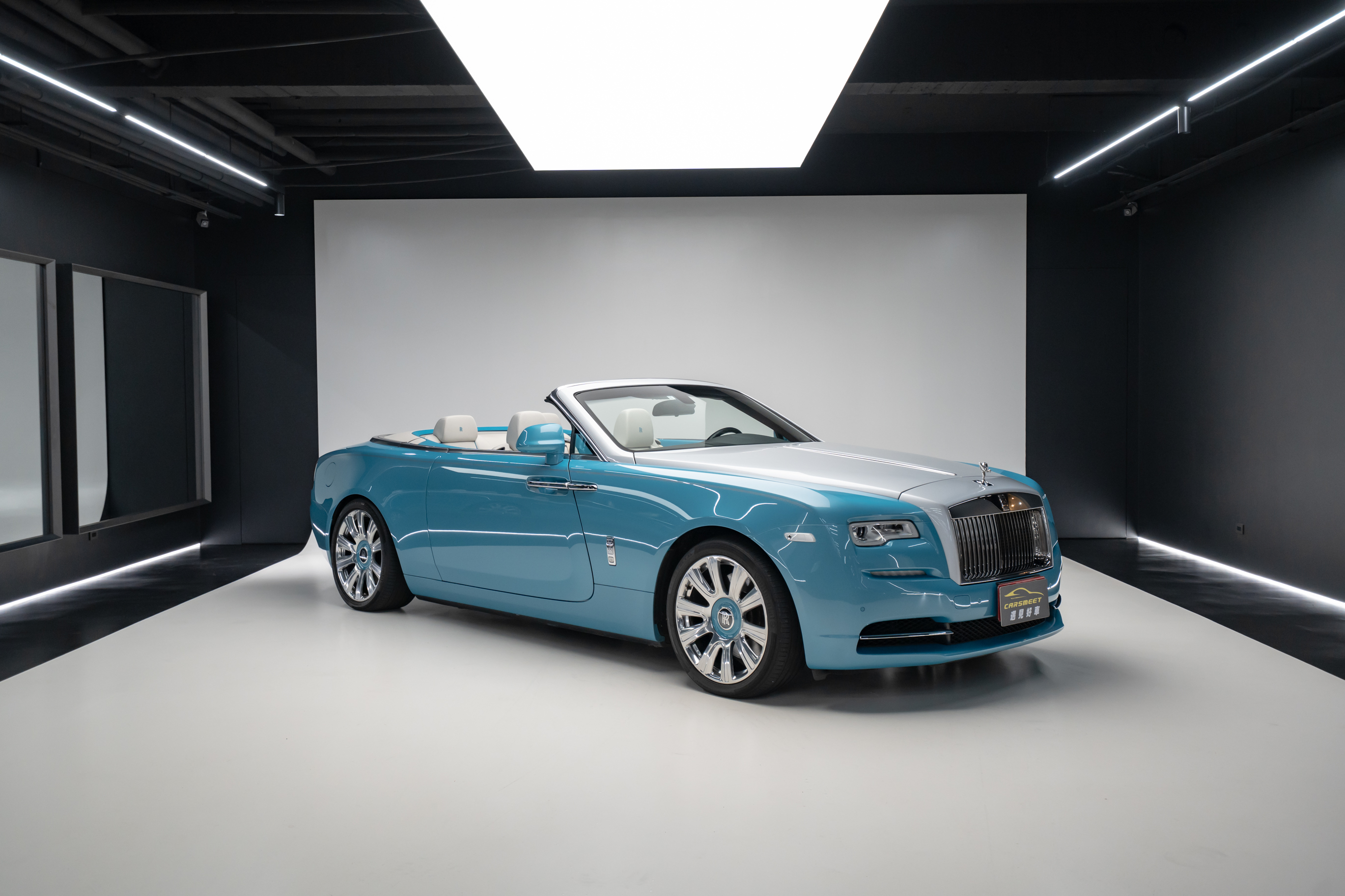 2017 Rolls-Royce Dawn
