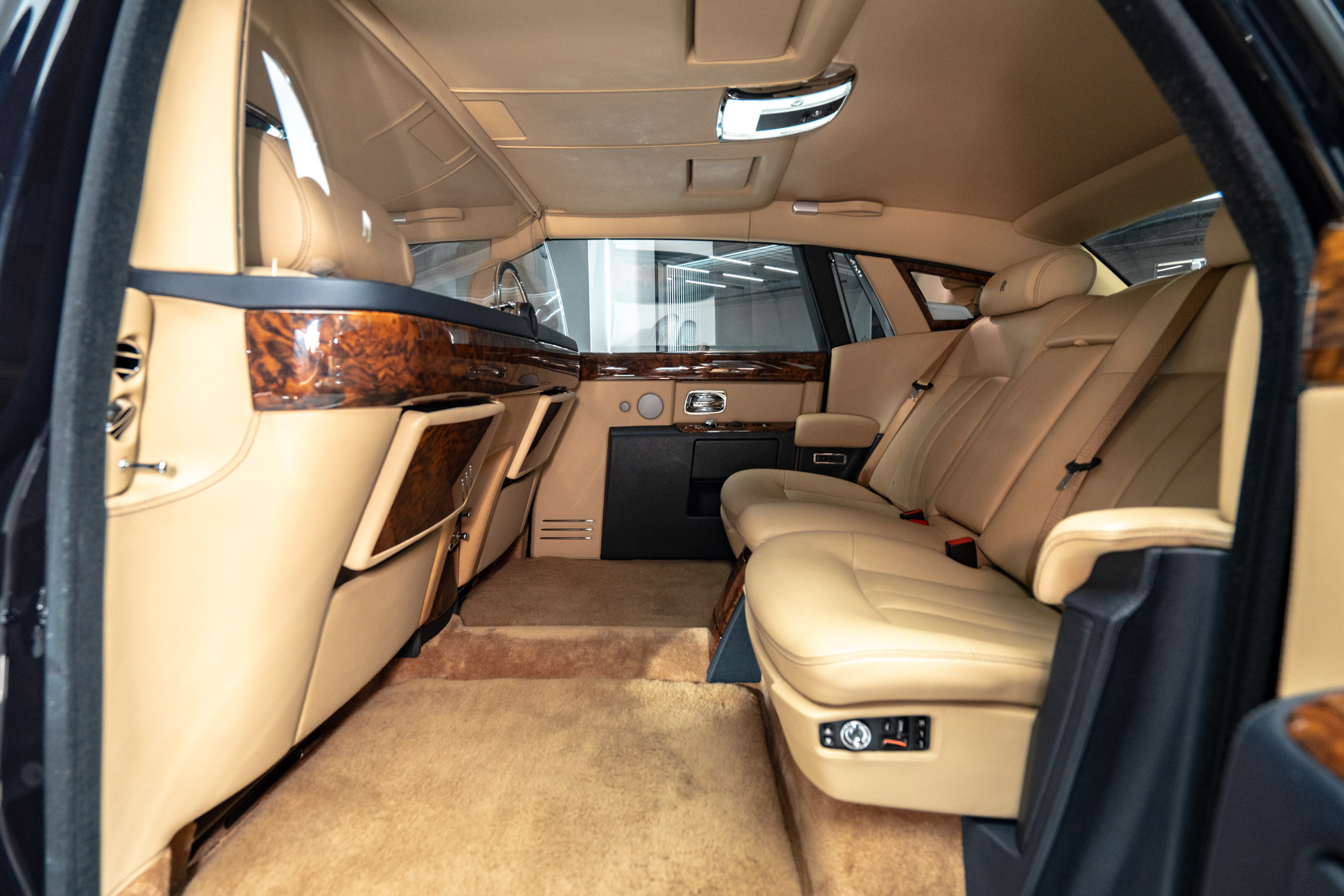 2014 Rolls-Royce Phantom EWB