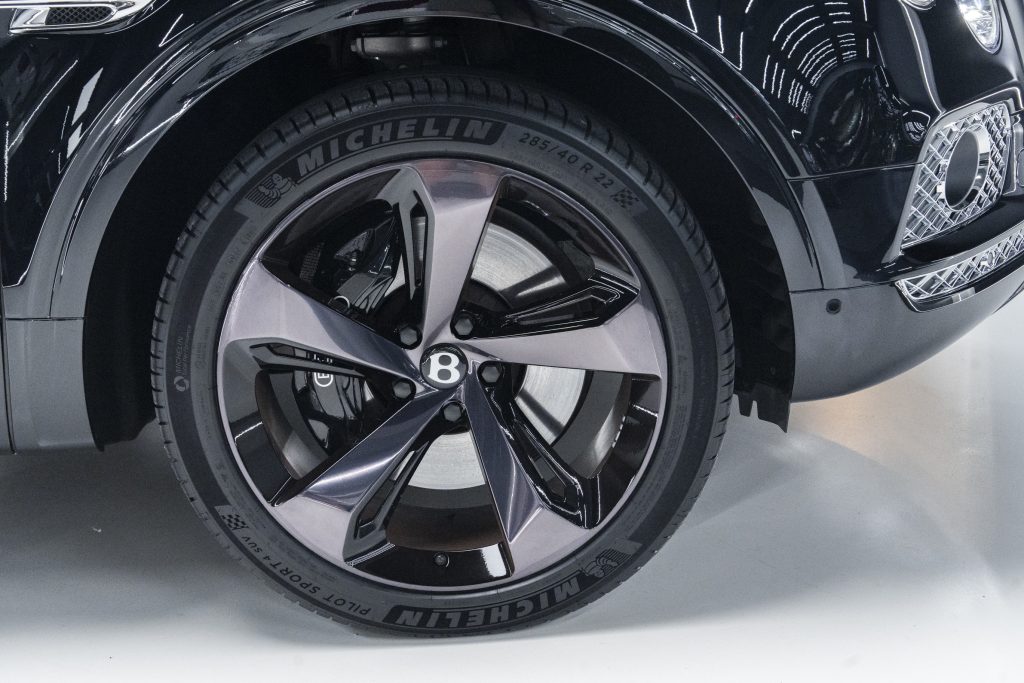 2020 Bentley Benntayga V8 (7座）
