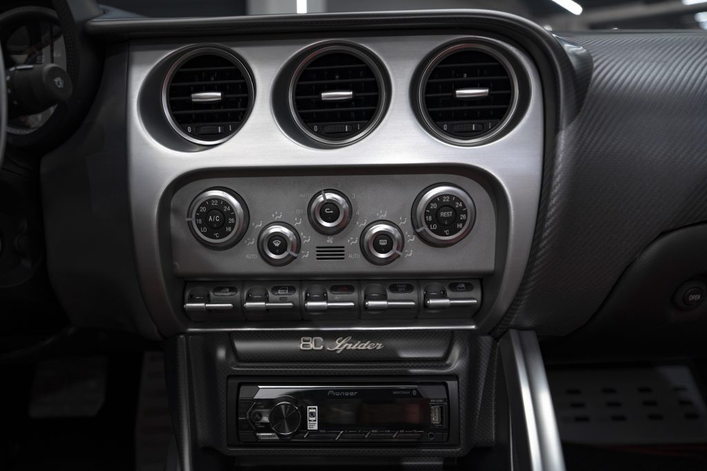 2010 Alfa Romeo(106) 8C