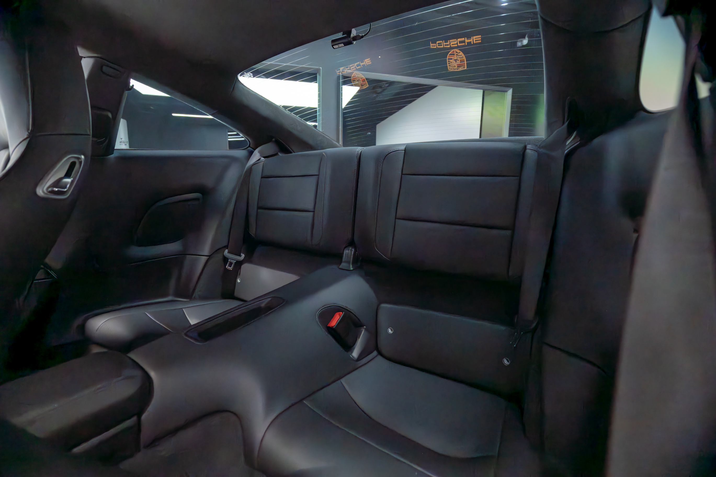 2018 Porsche 911 Carrera
