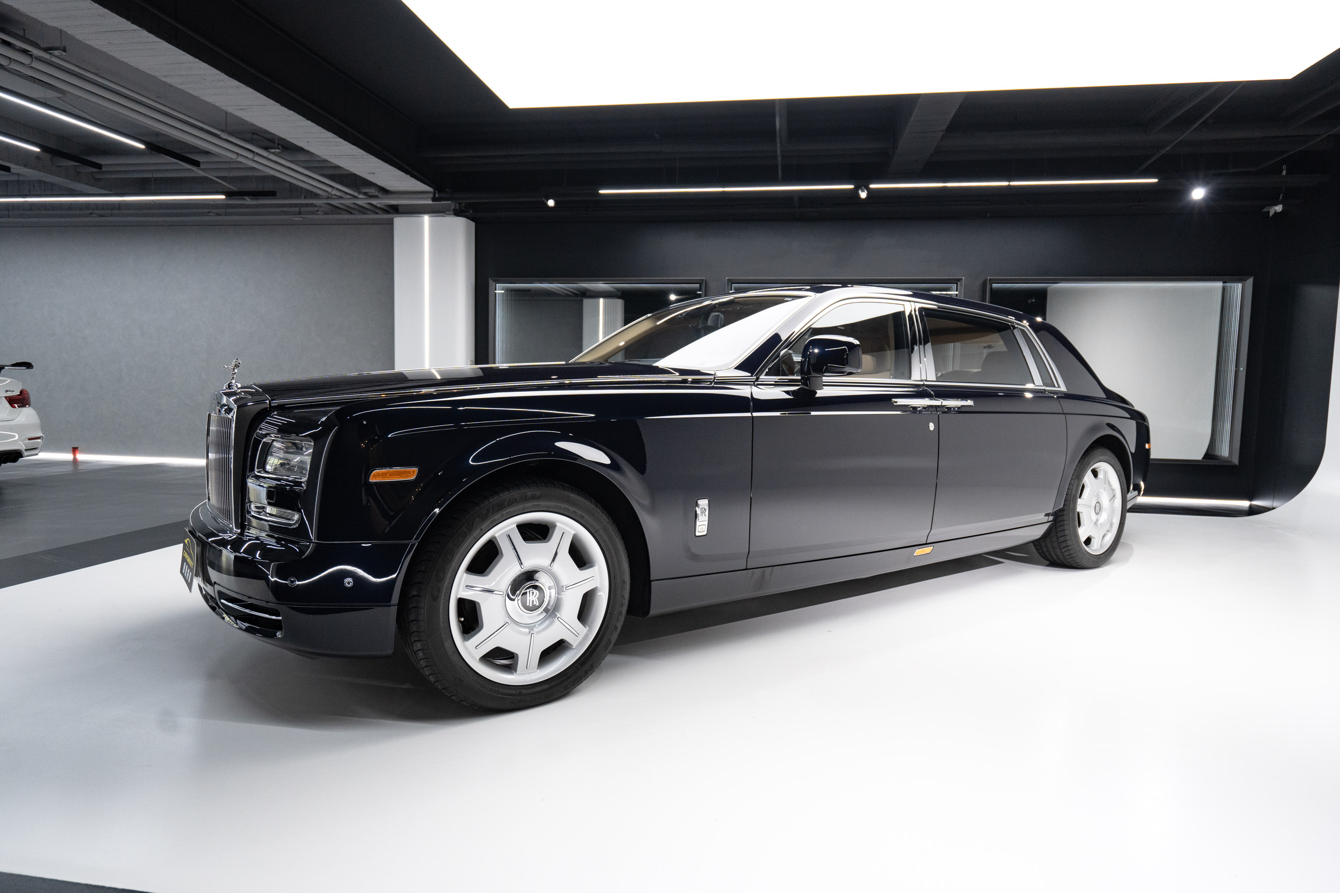 2014 Rolls-Royce Phantom EWB