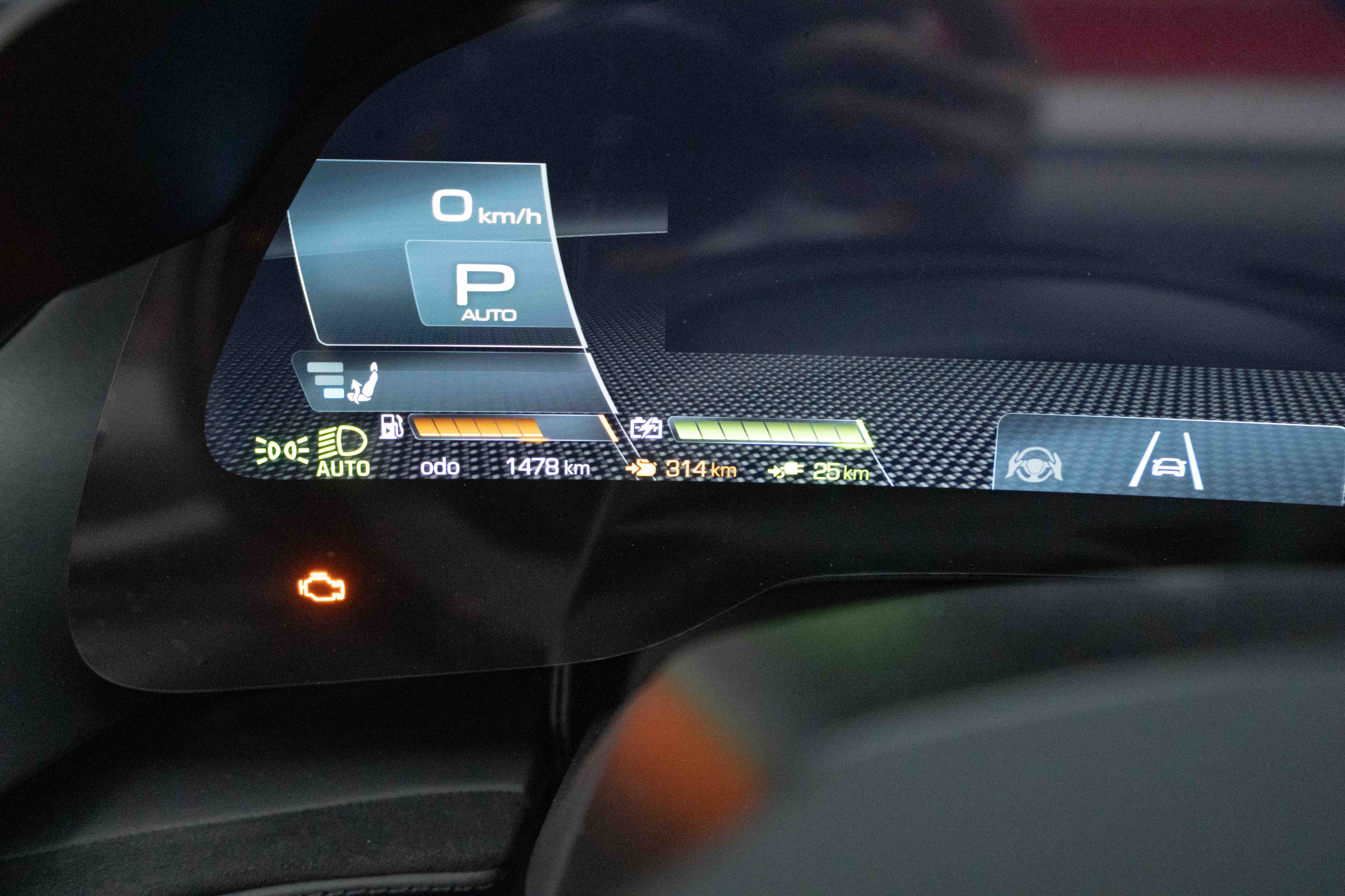 2025 Ferrari 2023款 3.0 V6 PHEV