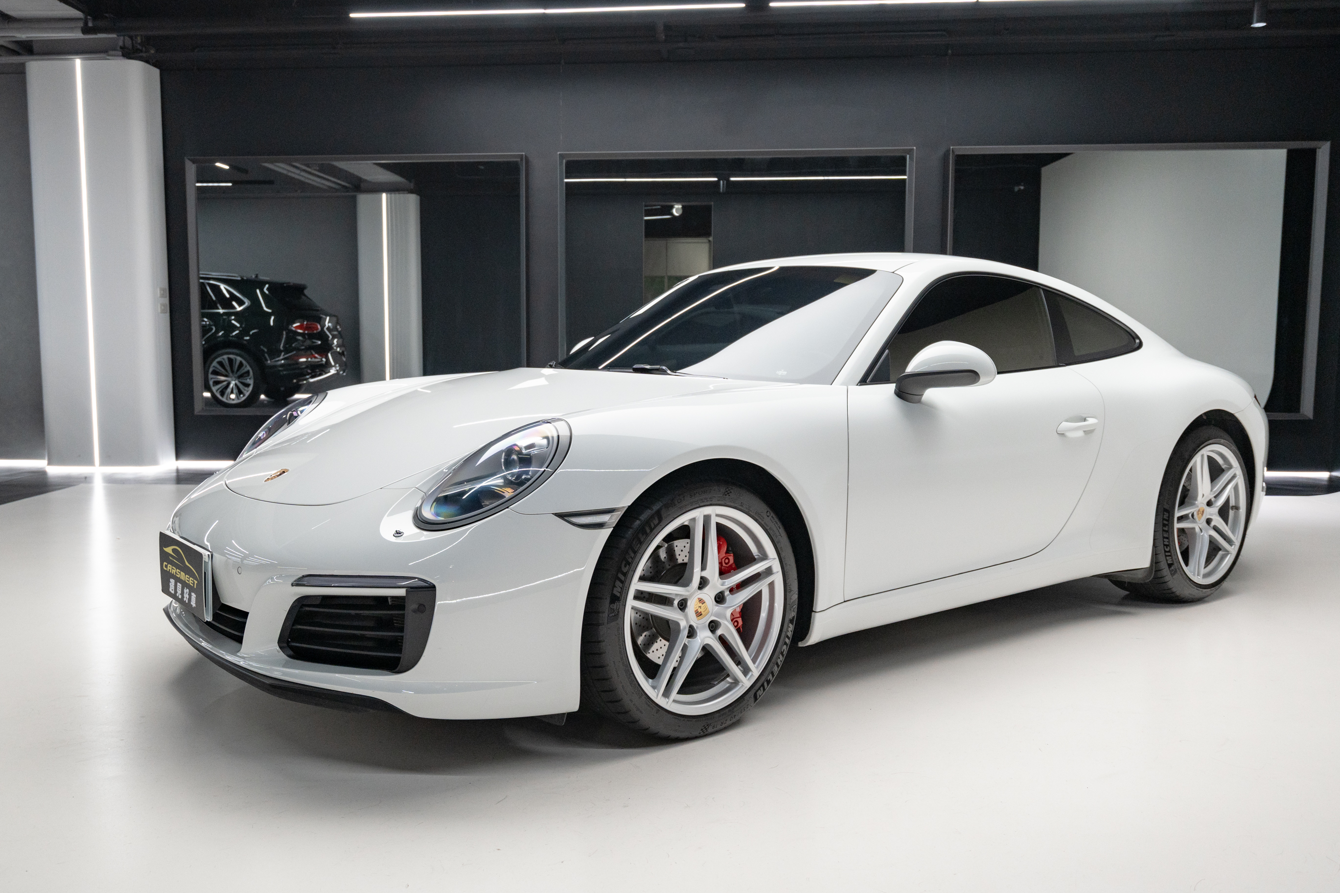 2018 Porsche 911 Carrera