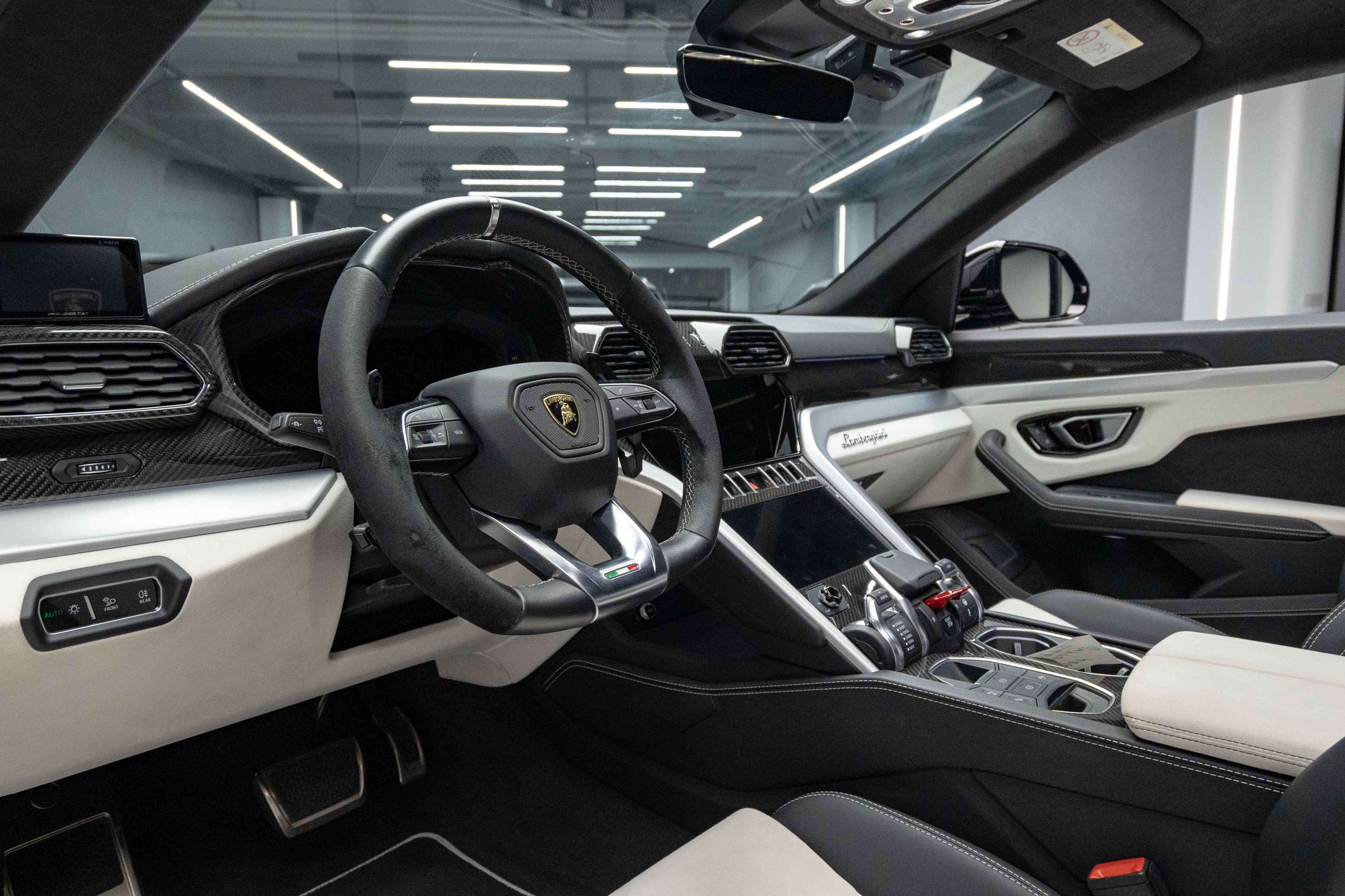 2021 Lamborghini Urus