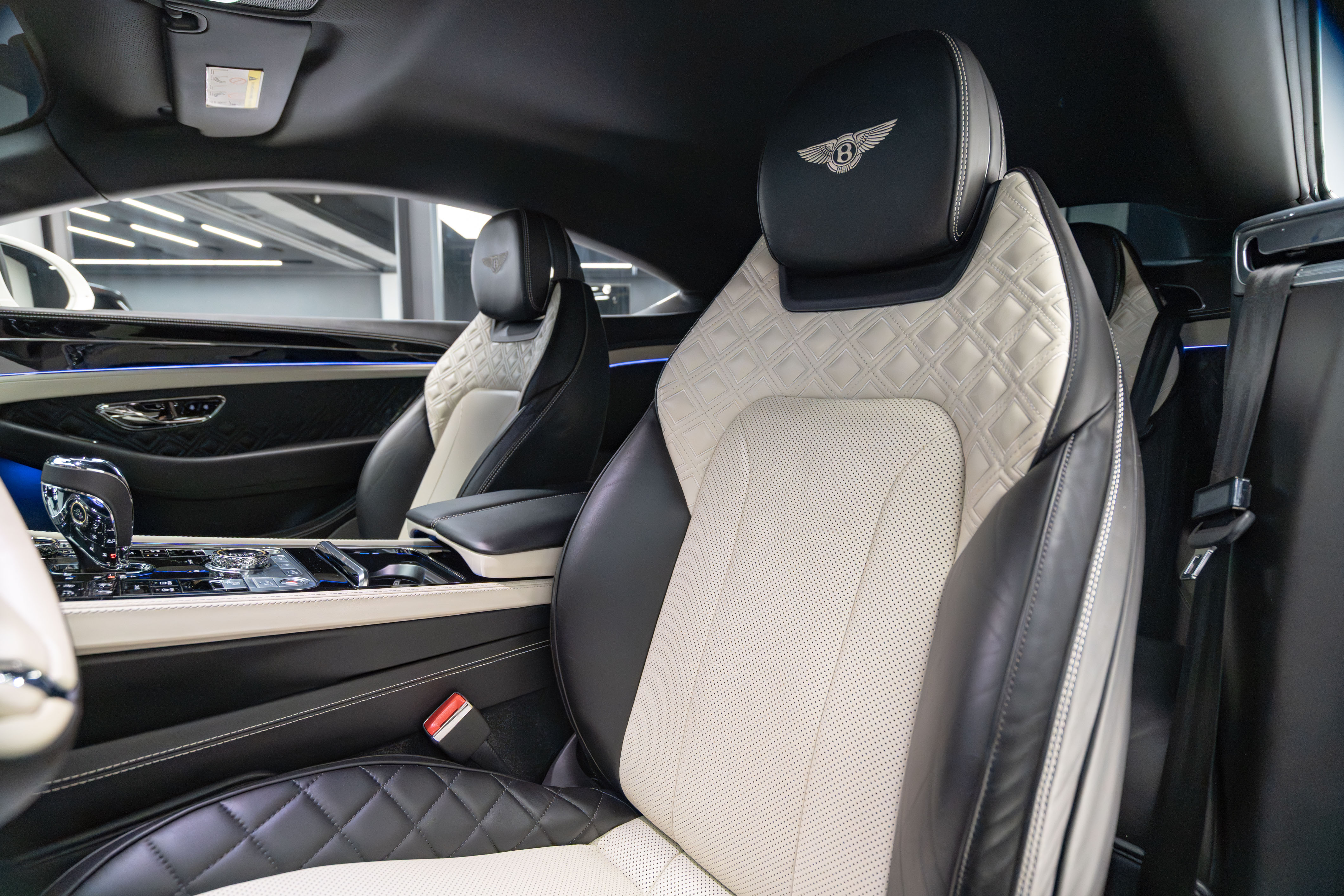 2020 Bentley GT V8