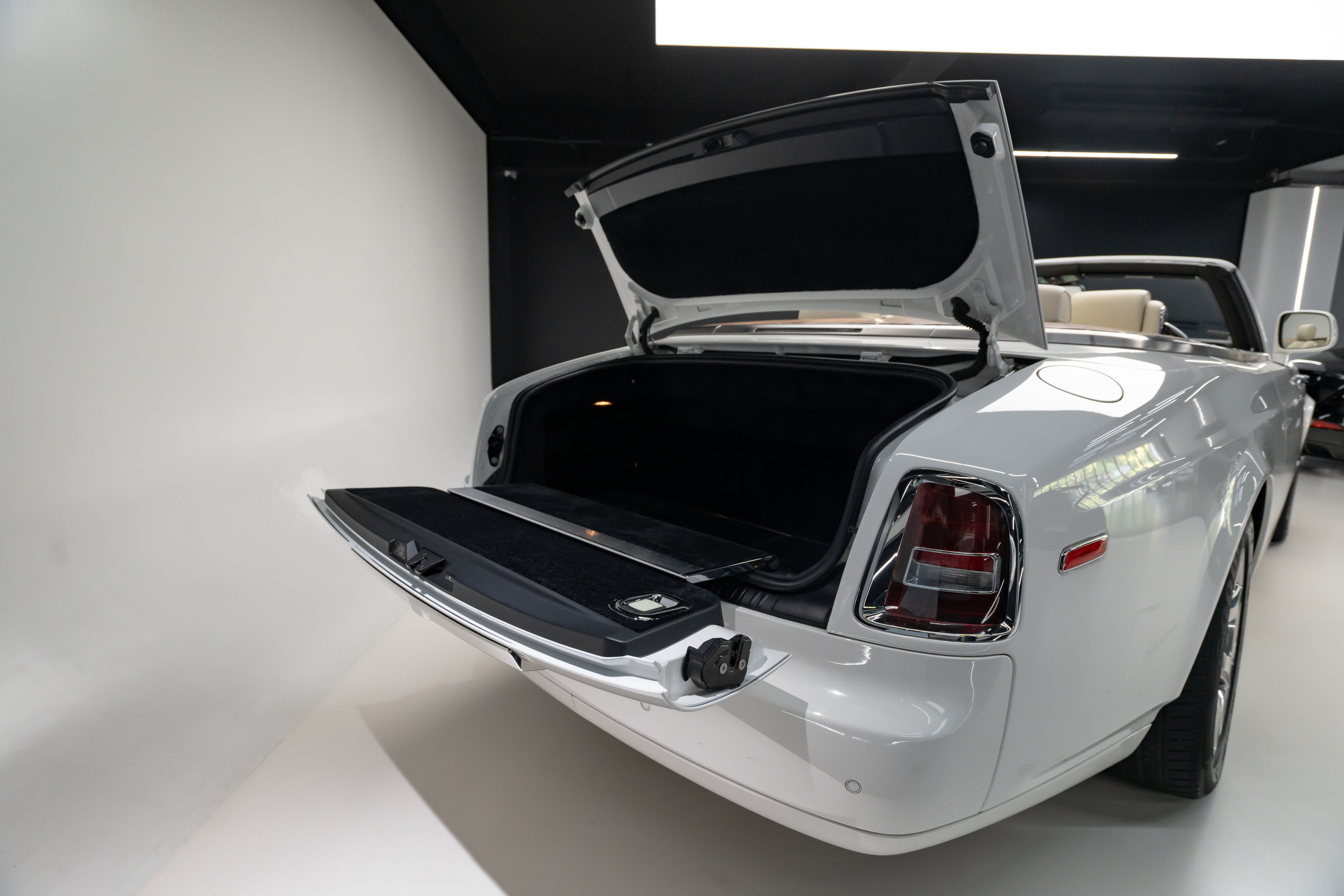 2010 Rolls-Royce Phantom Drophead