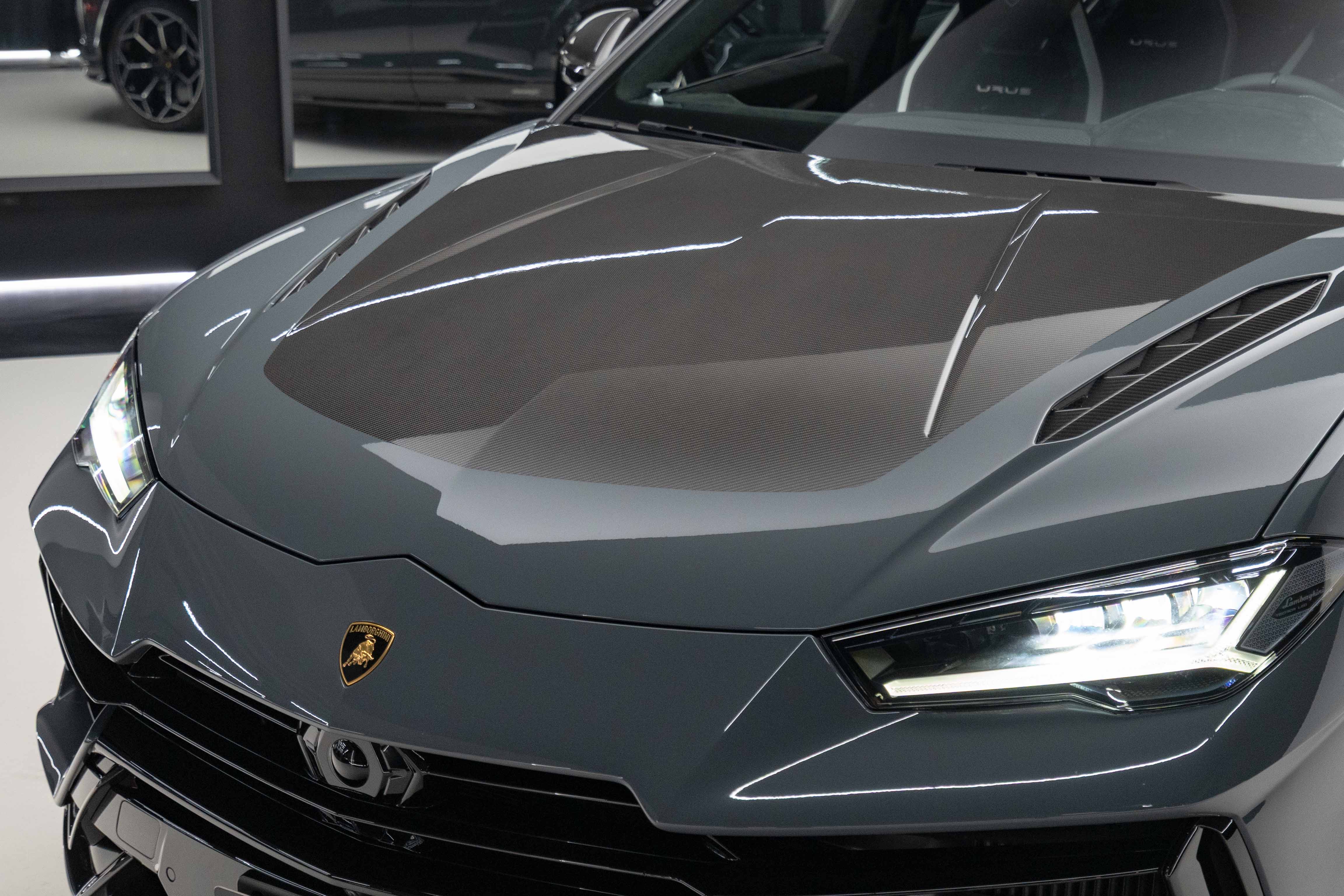 2023 Lamborghini Urus Performante（四座）